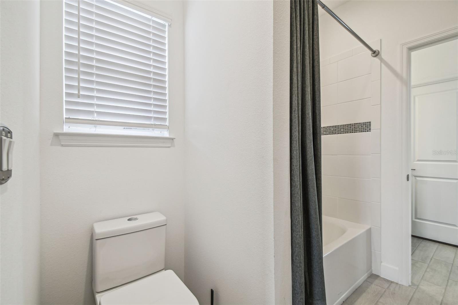 Image 70 of 100 For 7024 Bradbury Circle