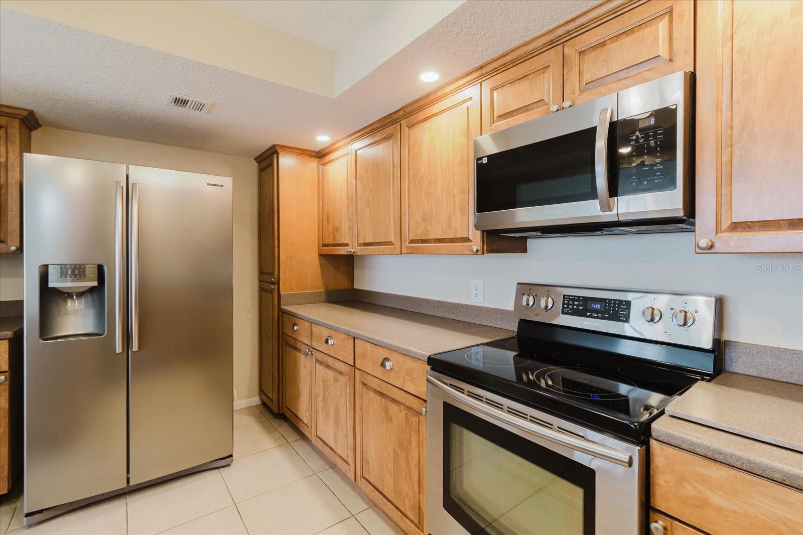 Image 14 of 60 For 100 Oakmont Lane 507