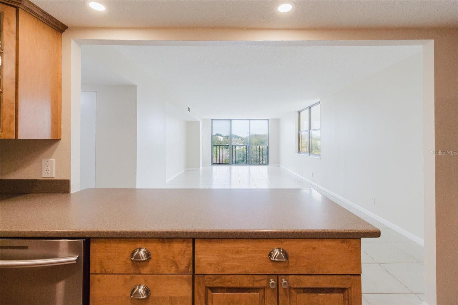 Image 15 of 60 For 100 Oakmont Lane 507