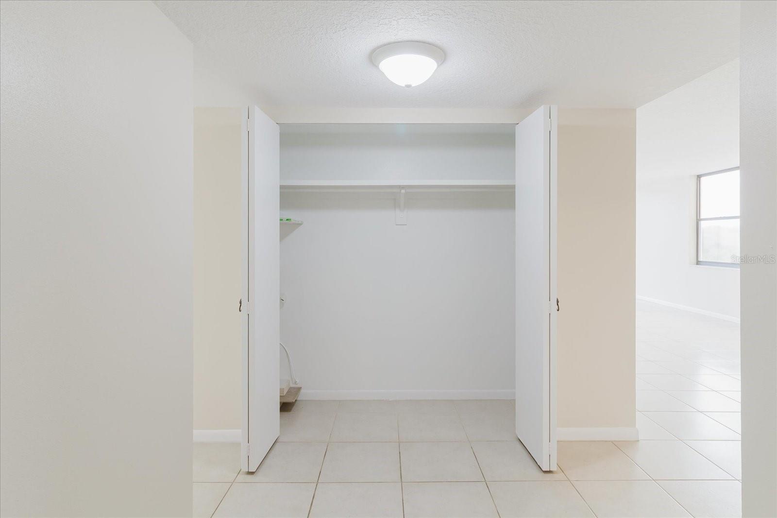 Image 45 of 60 For 100 Oakmont Lane 507