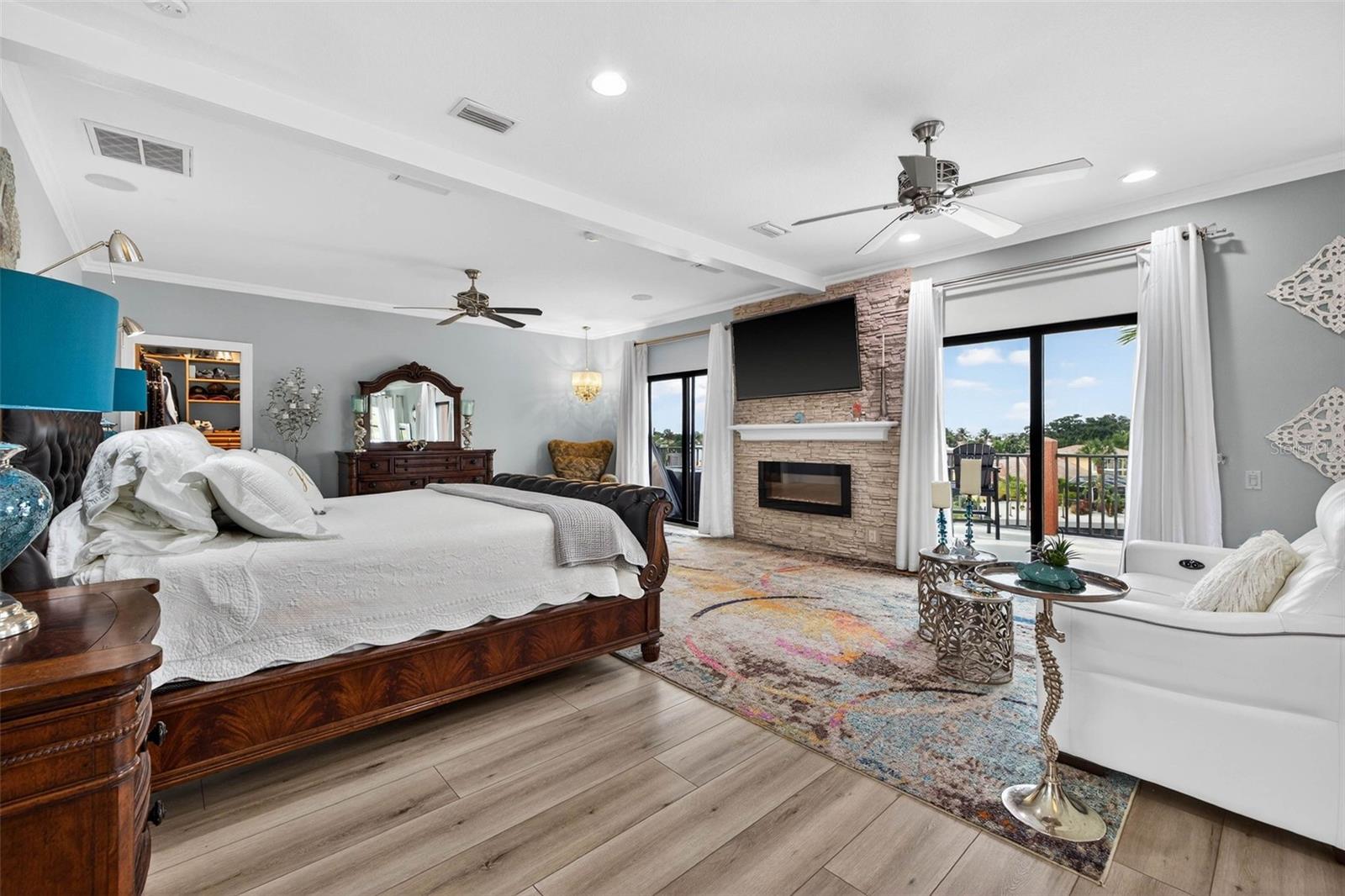 Image 25 of 72 For 4401 38th Street S