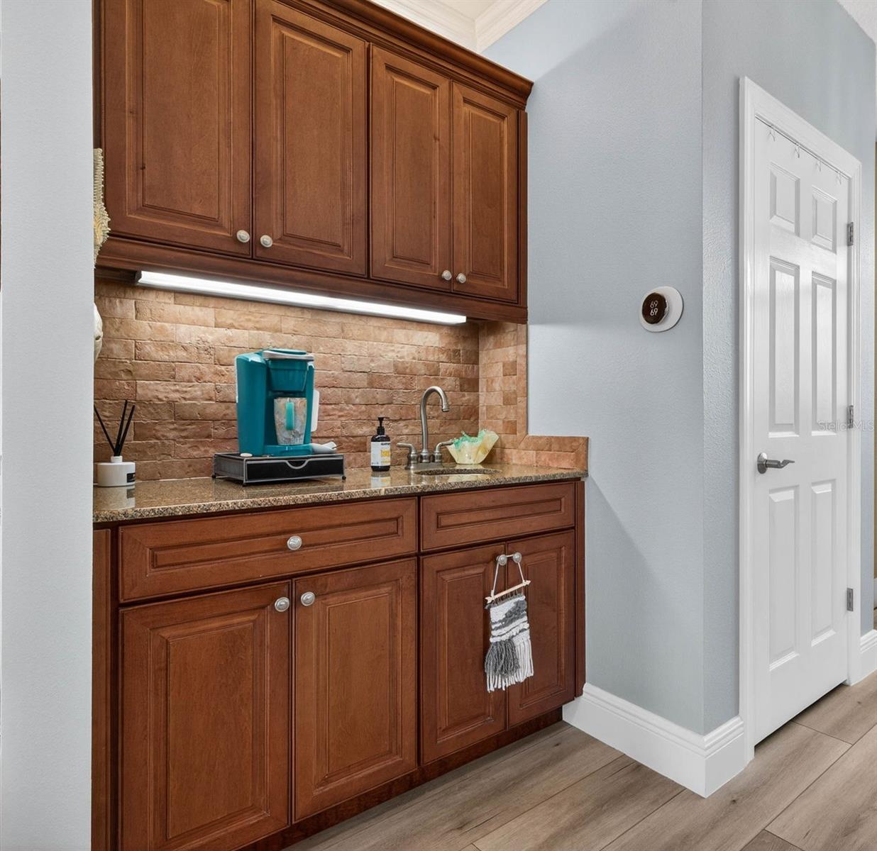 Image 30 of 72 For 4401 38th Street S