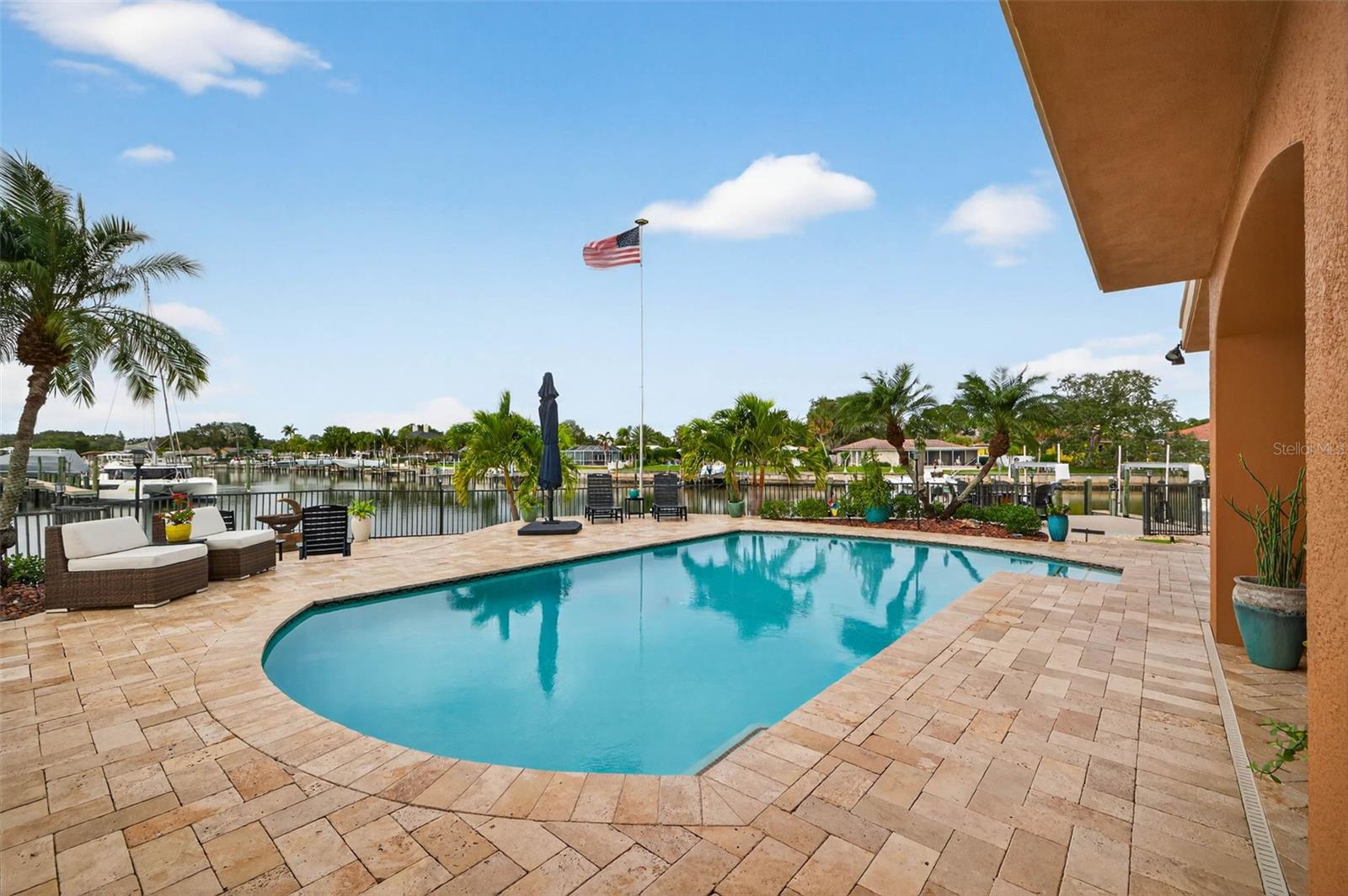 Image 47 of 72 For 4401 38th Street S