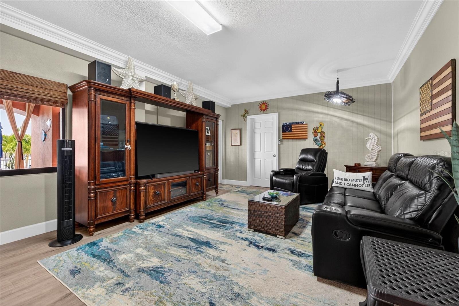 Image 57 of 72 For 4401 38th Street S