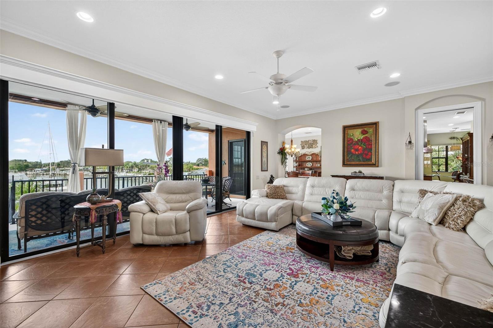 Image 6 of 72 For 4401 38th Street S