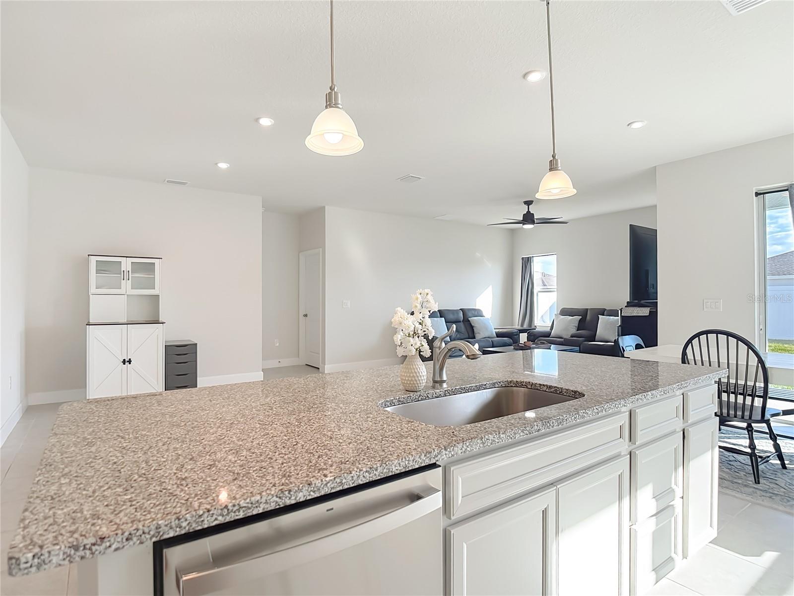 Image 12 of 70 For 35428 Crescent Creek Drive