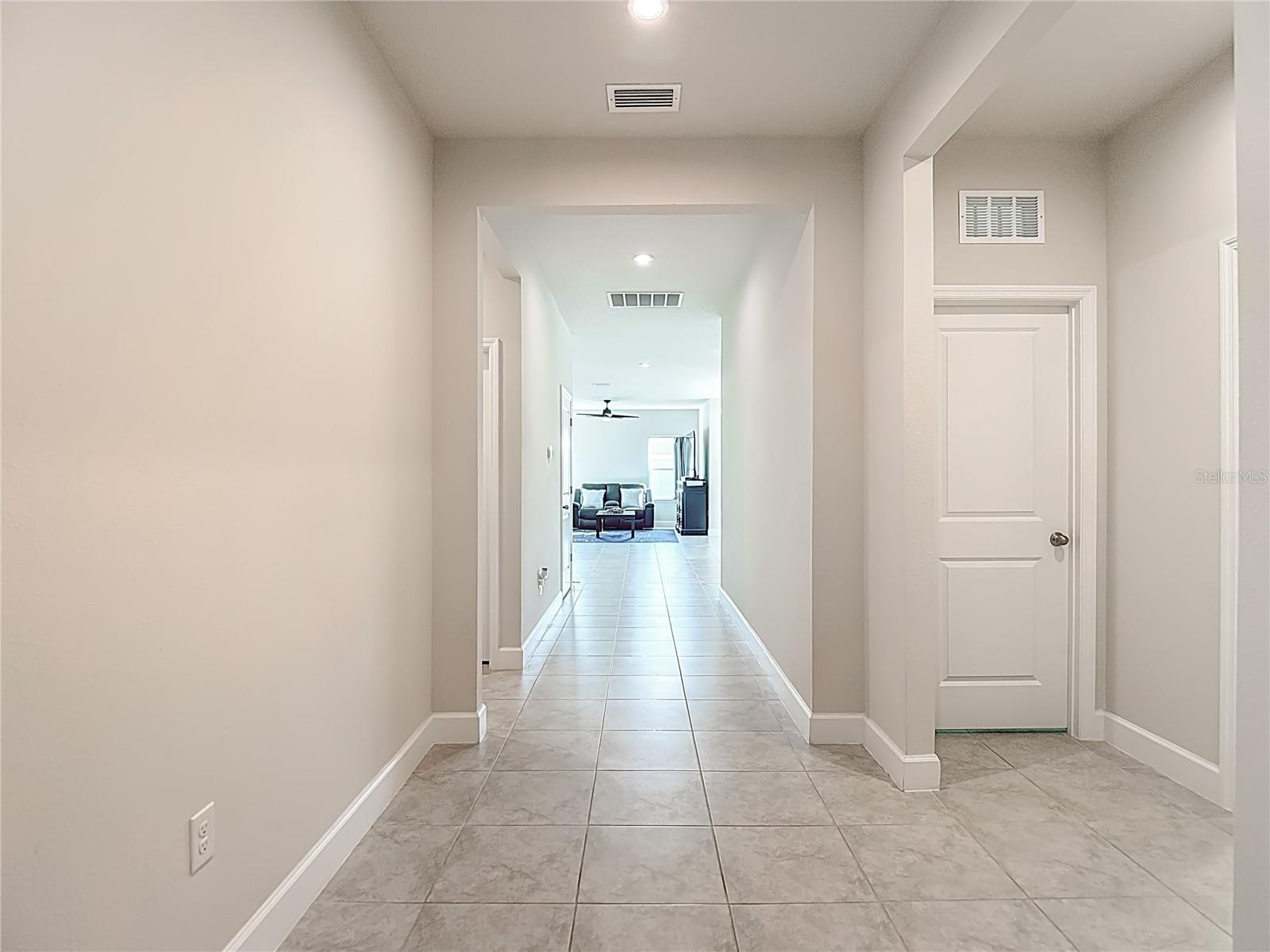 Image 5 of 70 For 35428 Crescent Creek Drive