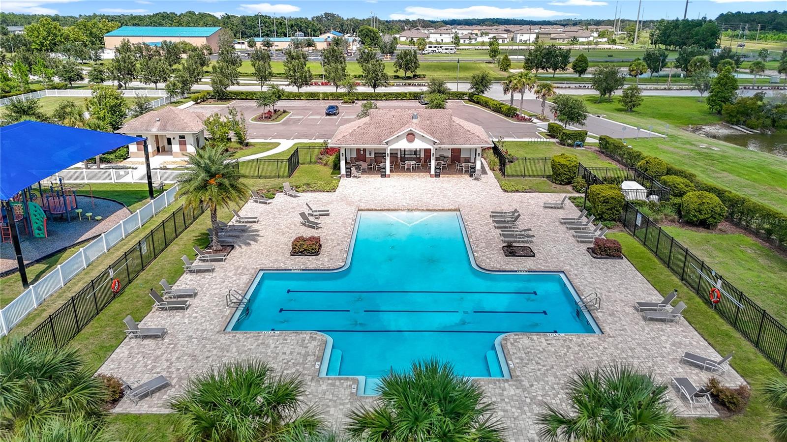 Image 62 of 70 For 35428 Crescent Creek Drive