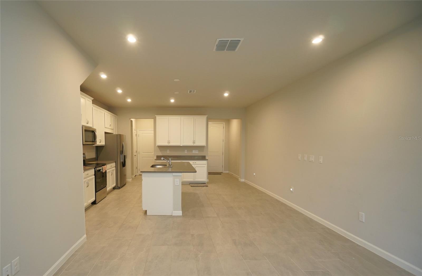 Image 10 of 26 For 25967 Woven Wicker Bend