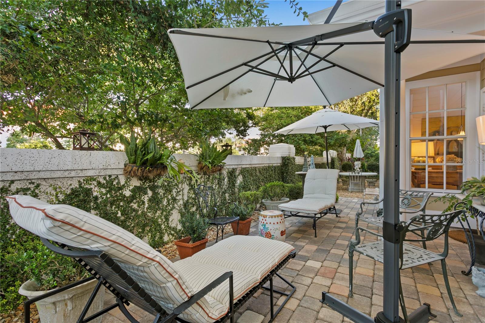 Image 11 of 75 For 328 Inner Harbour Circle