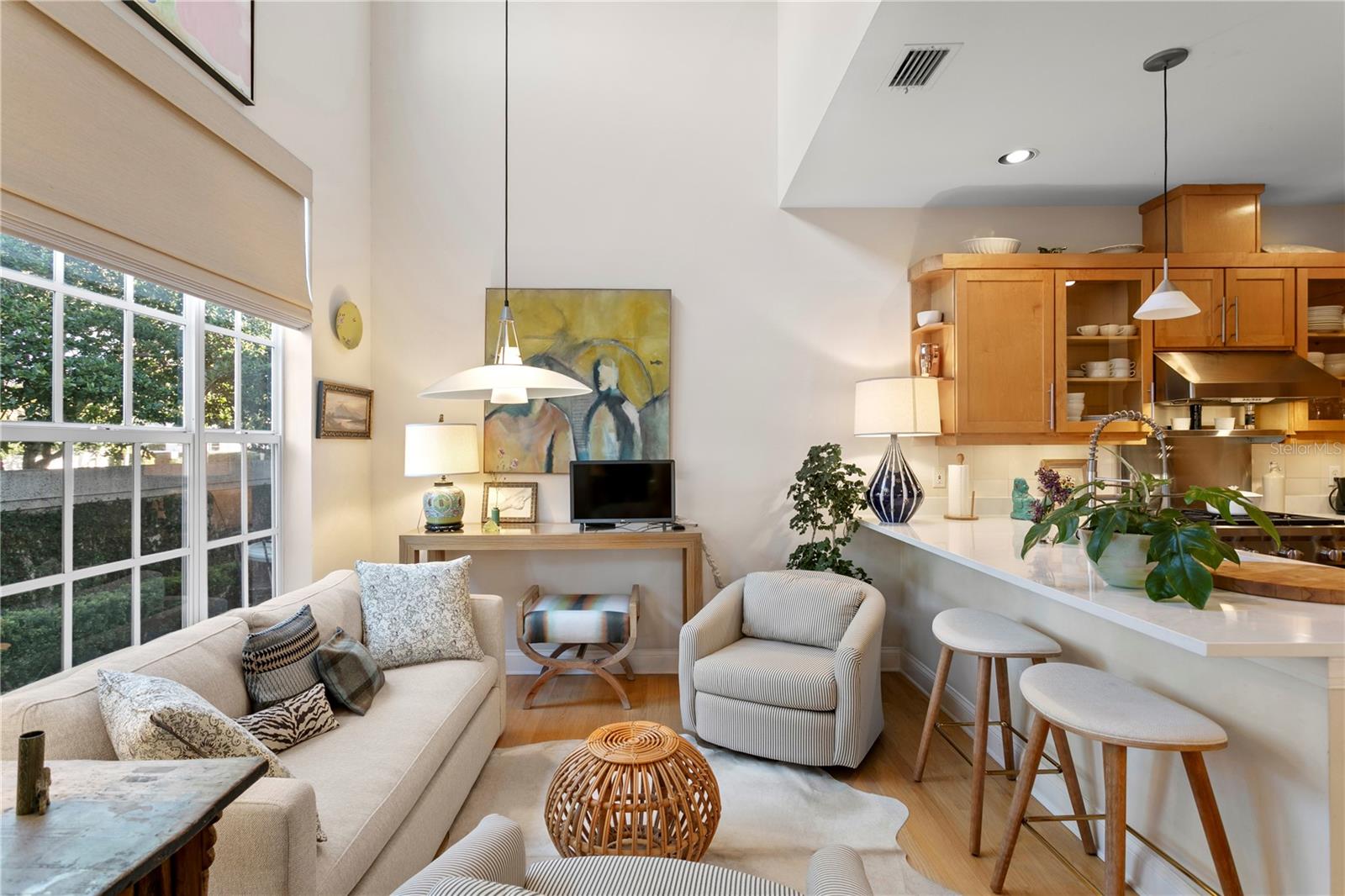 Image 19 of 75 For 328 Inner Harbour Circle