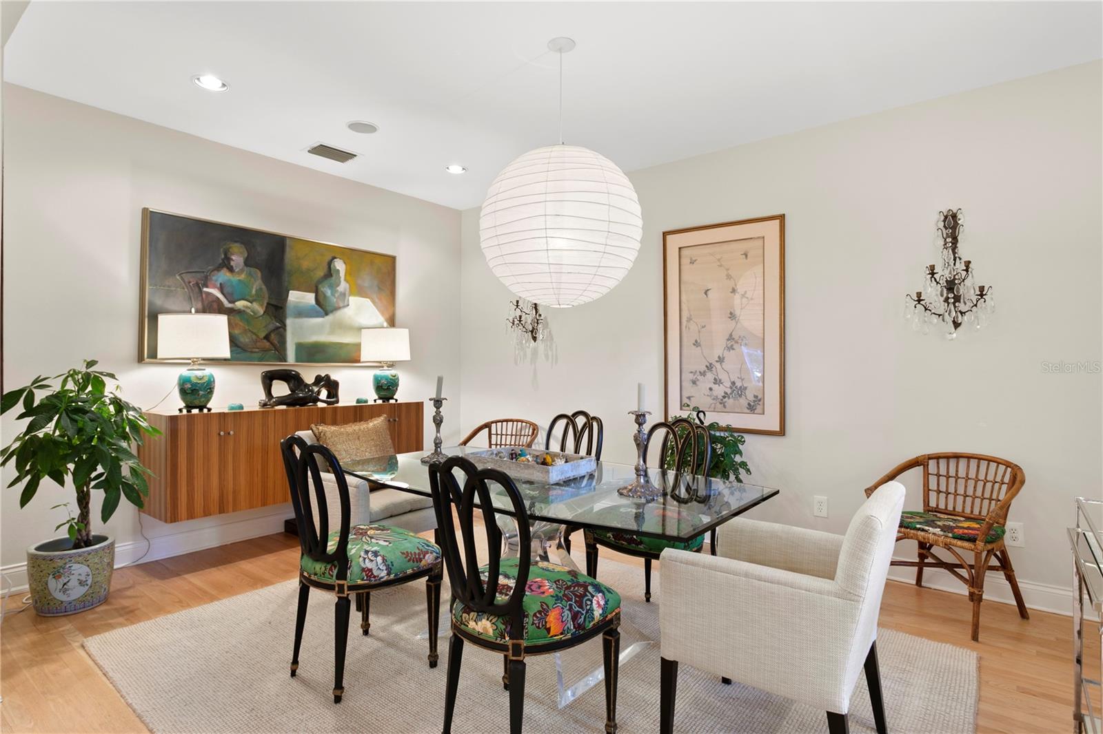 Image 27 of 75 For 328 Inner Harbour Circle