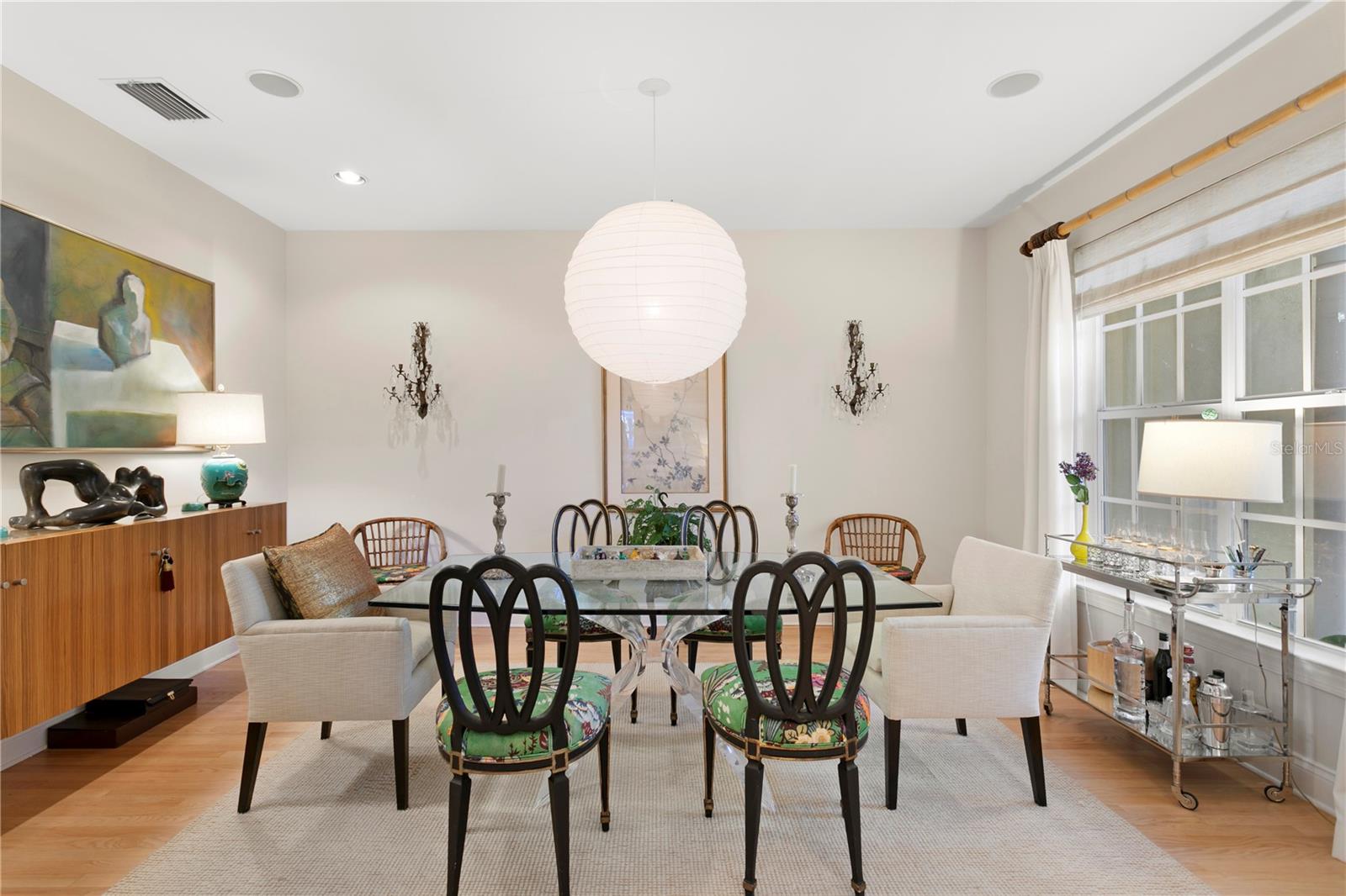 Image 28 of 75 For 328 Inner Harbour Circle