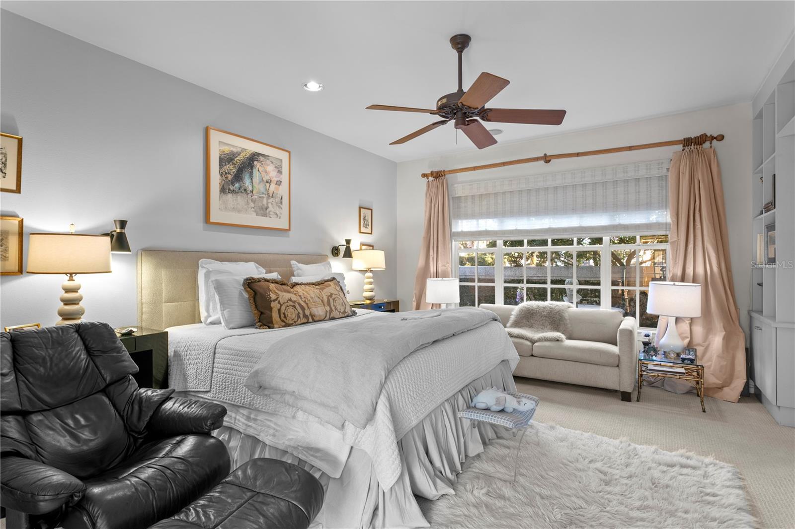 Image 32 of 75 For 328 Inner Harbour Circle