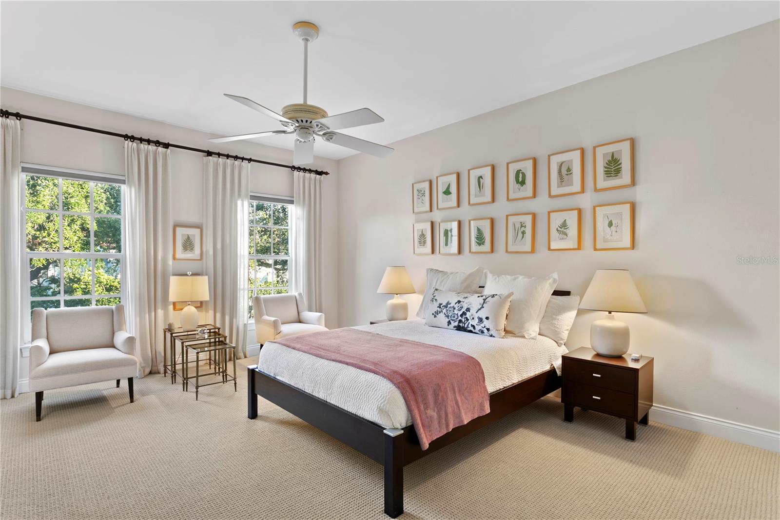 Image 42 of 75 For 328 Inner Harbour Circle