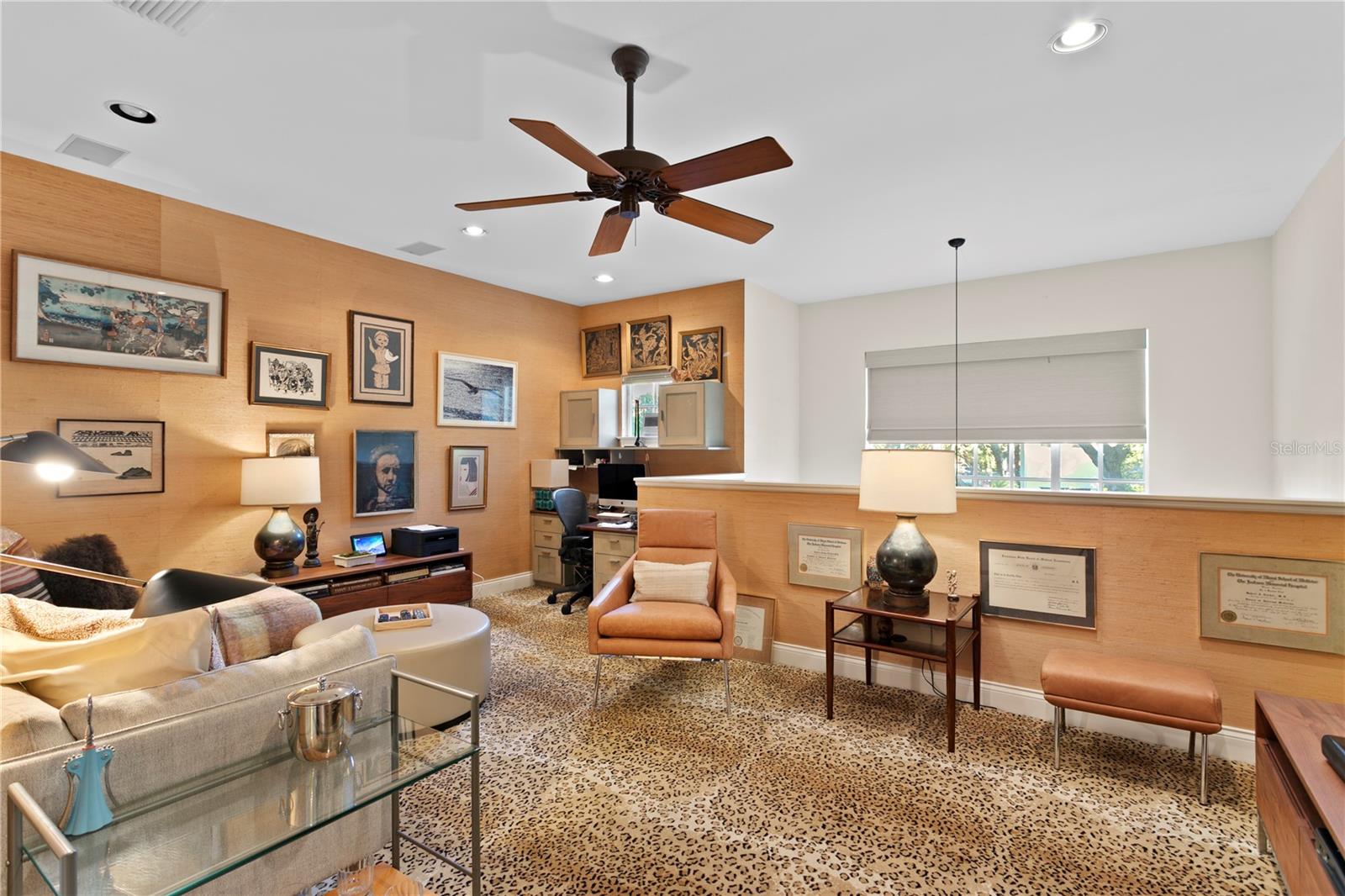 Image 47 of 75 For 328 Inner Harbour Circle