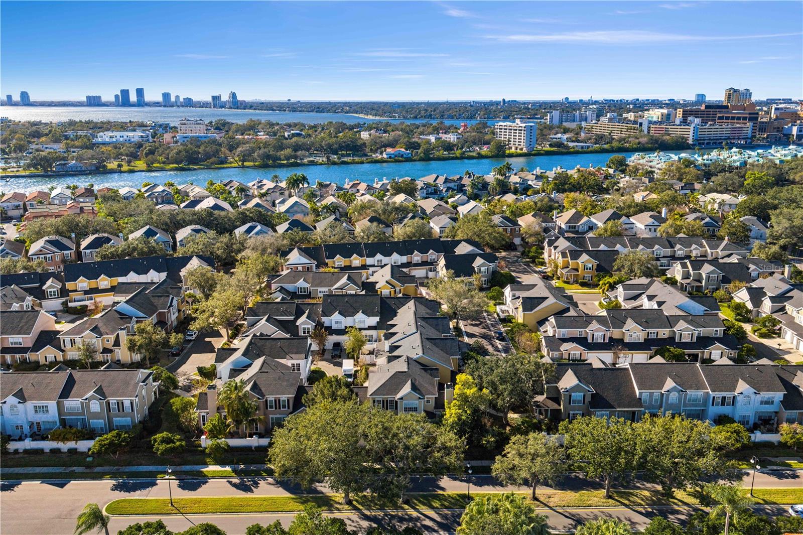 Image 66 of 75 For 328 Inner Harbour Circle