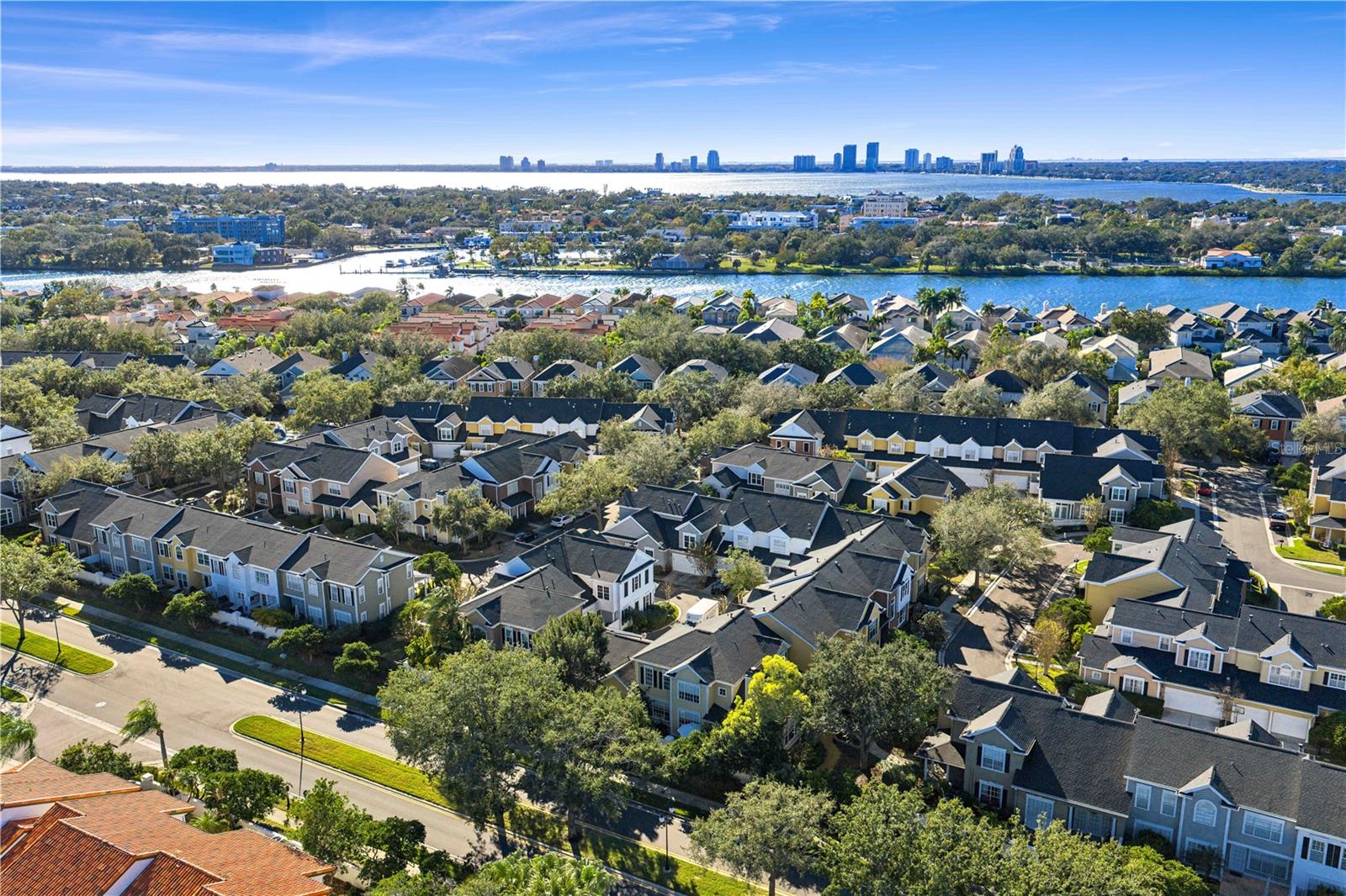 Image 67 of 75 For 328 Inner Harbour Circle