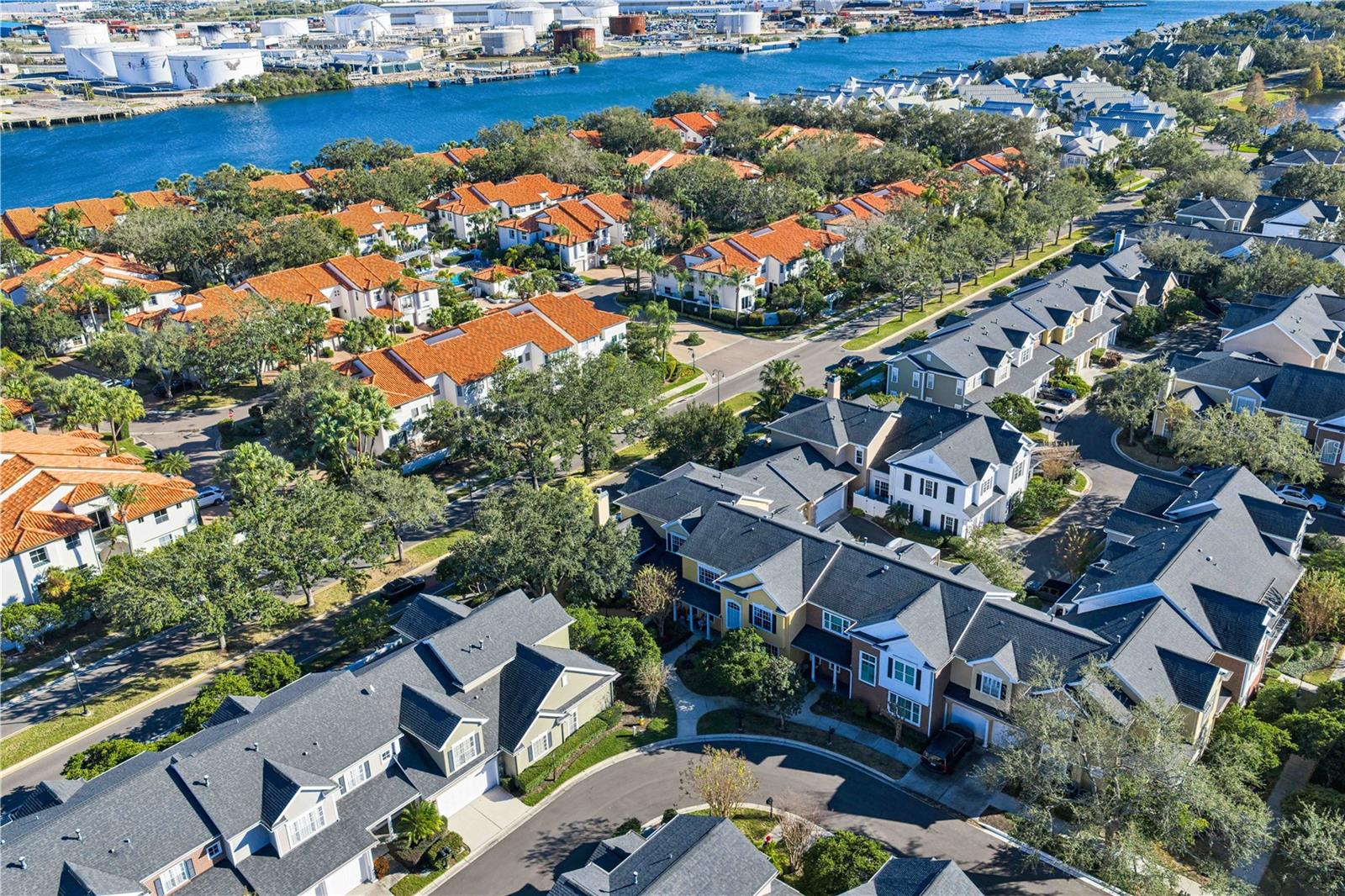 Image 69 of 75 For 328 Inner Harbour Circle