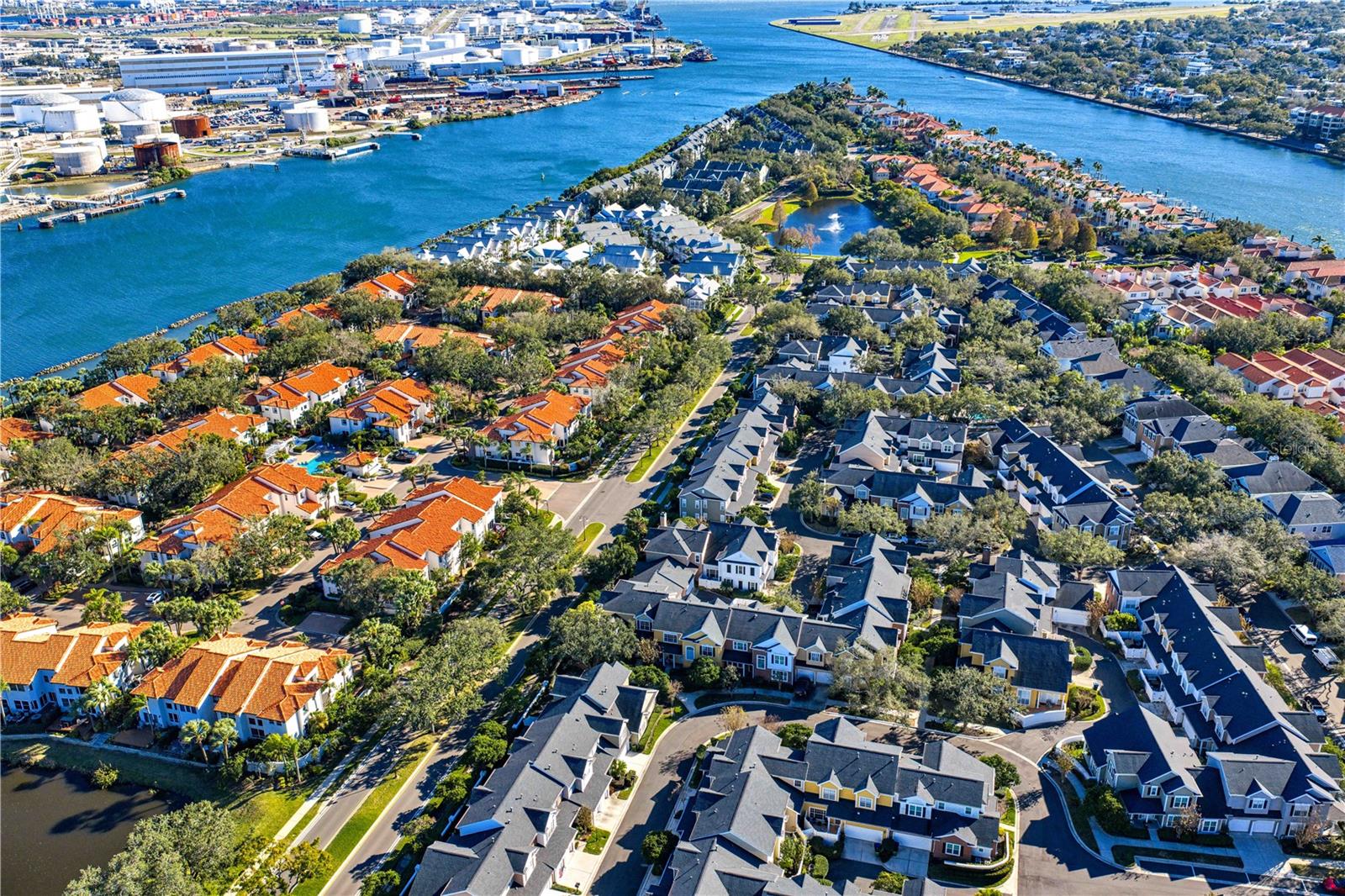 Image 74 of 75 For 328 Inner Harbour Circle