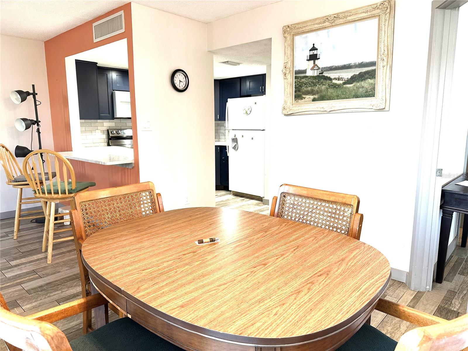 Image 10 of 24 For 500 Osceola Avenue 502