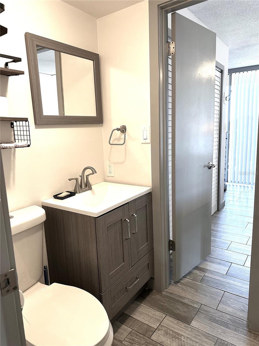 Image 12 of 24 For 500 Osceola Avenue 502