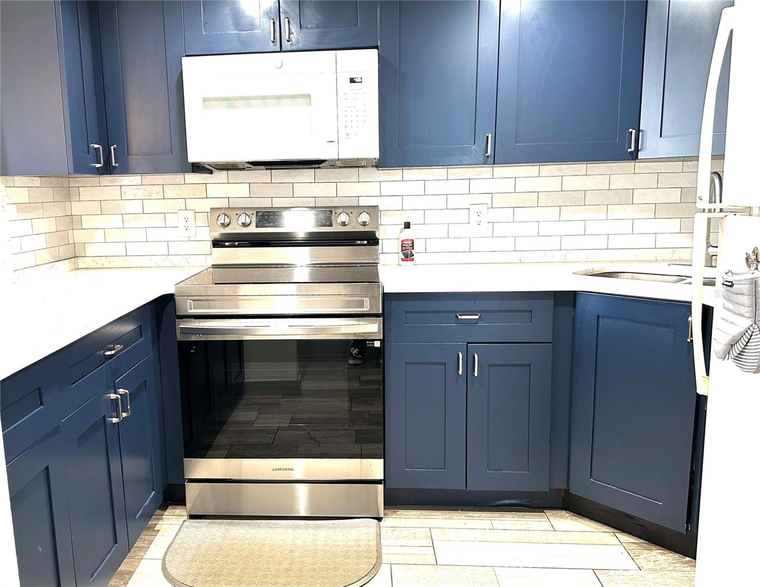 Image 6 of 24 For 500 Osceola Avenue 502