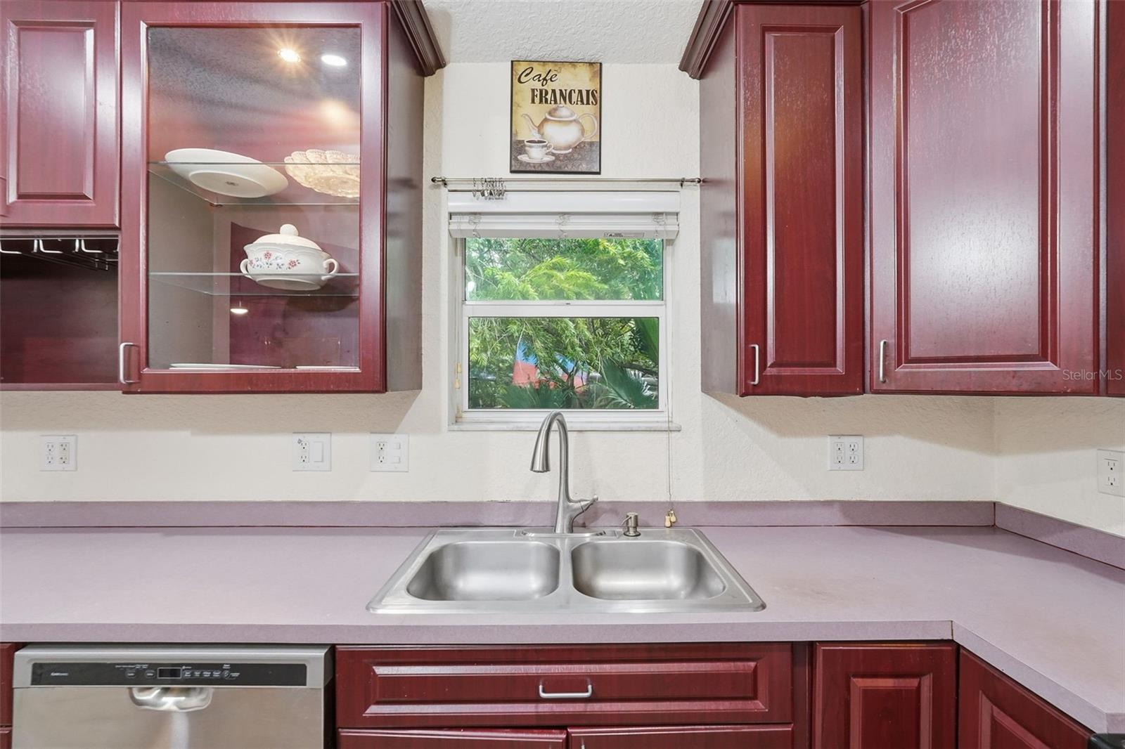 Image 12 of 56 For 2620 49th Avenue N