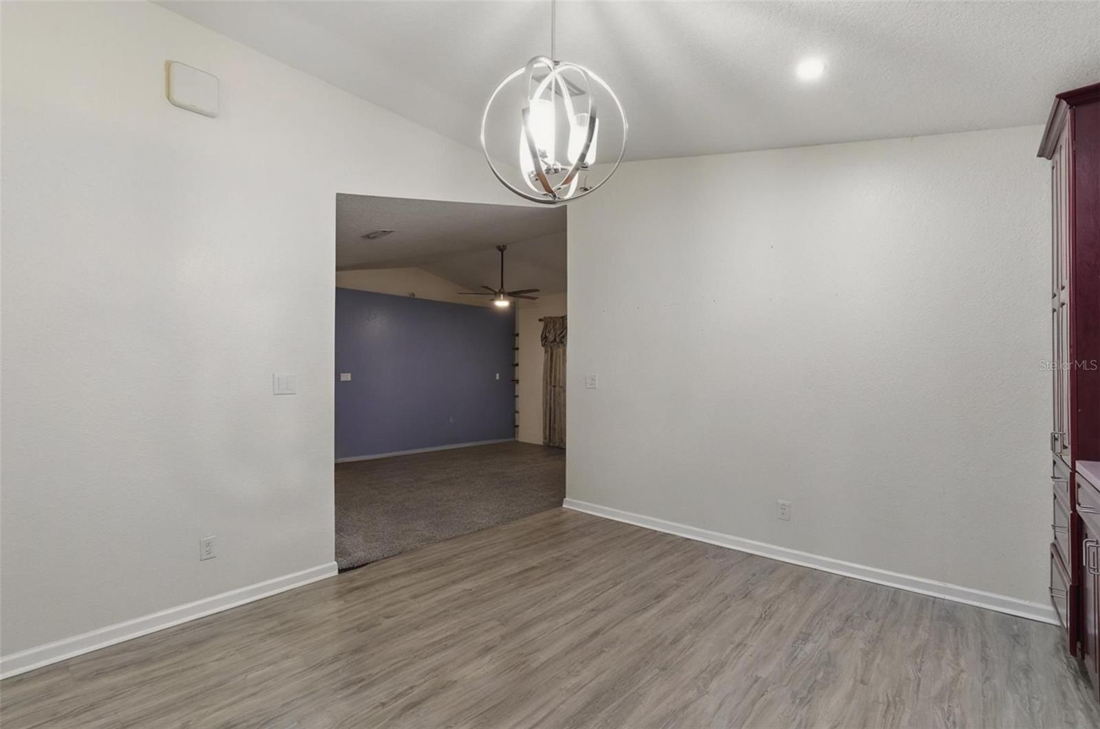 Image 17 of 56 For 2620 49th Avenue N