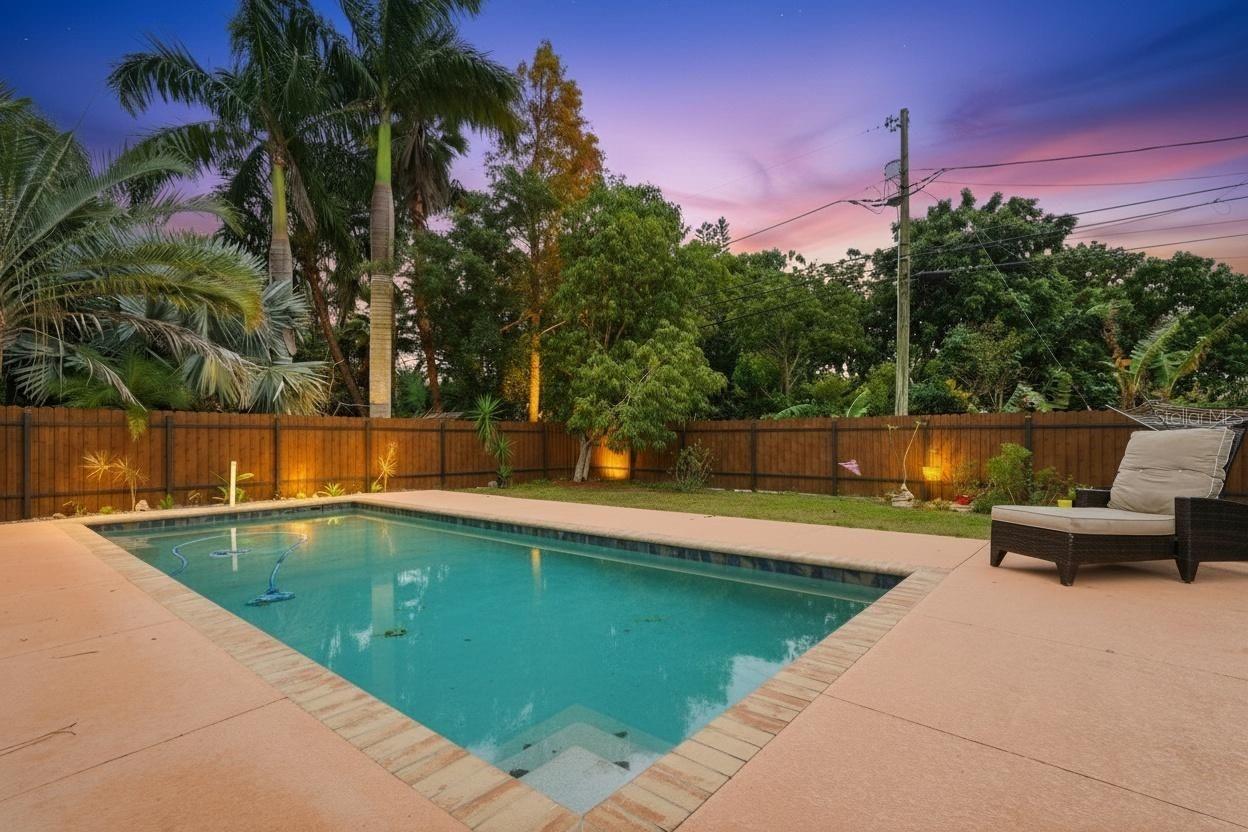 Image 2 of 56 For 2620 49th Avenue N