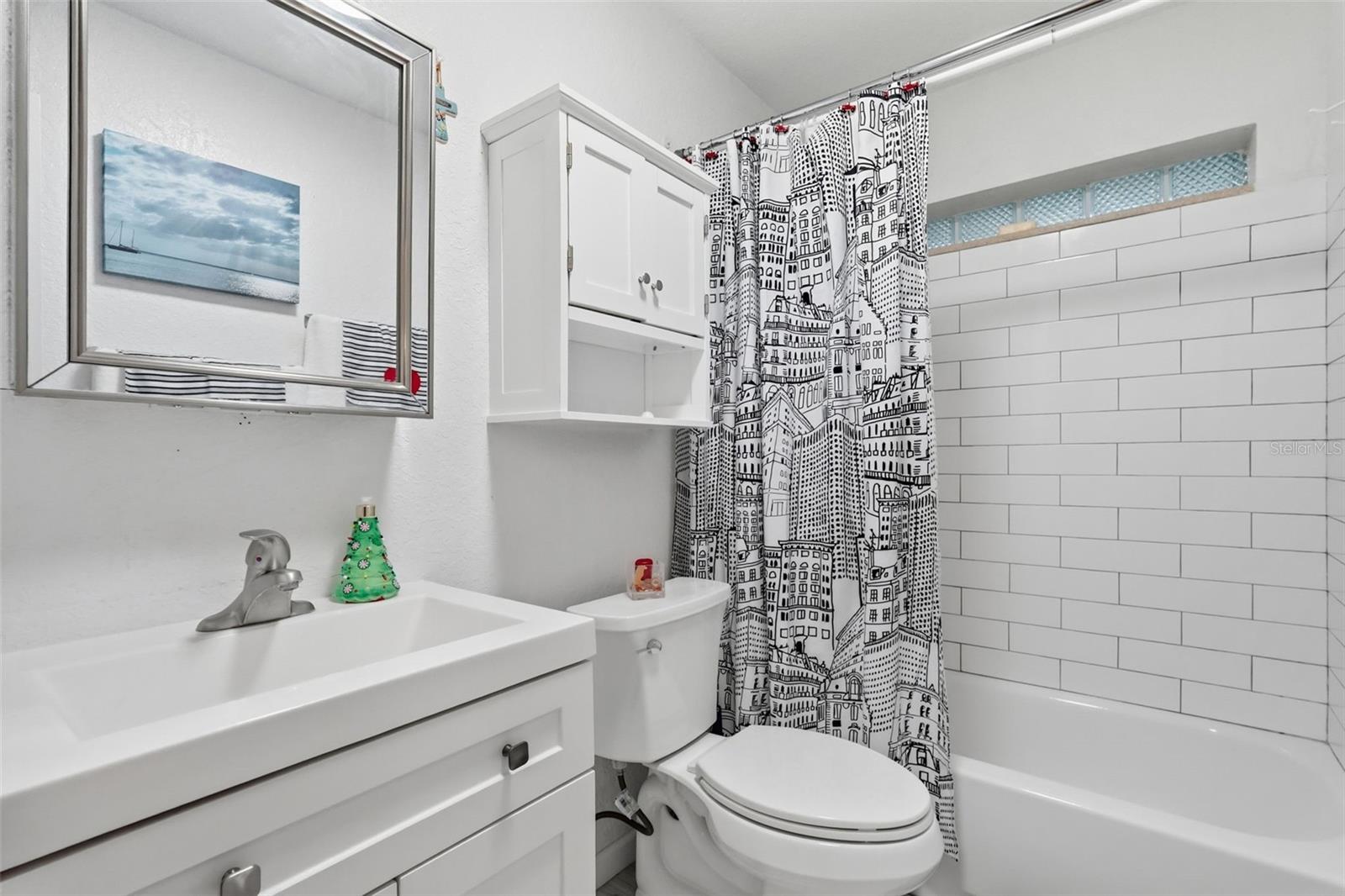 Image 22 of 56 For 2620 49th Avenue N