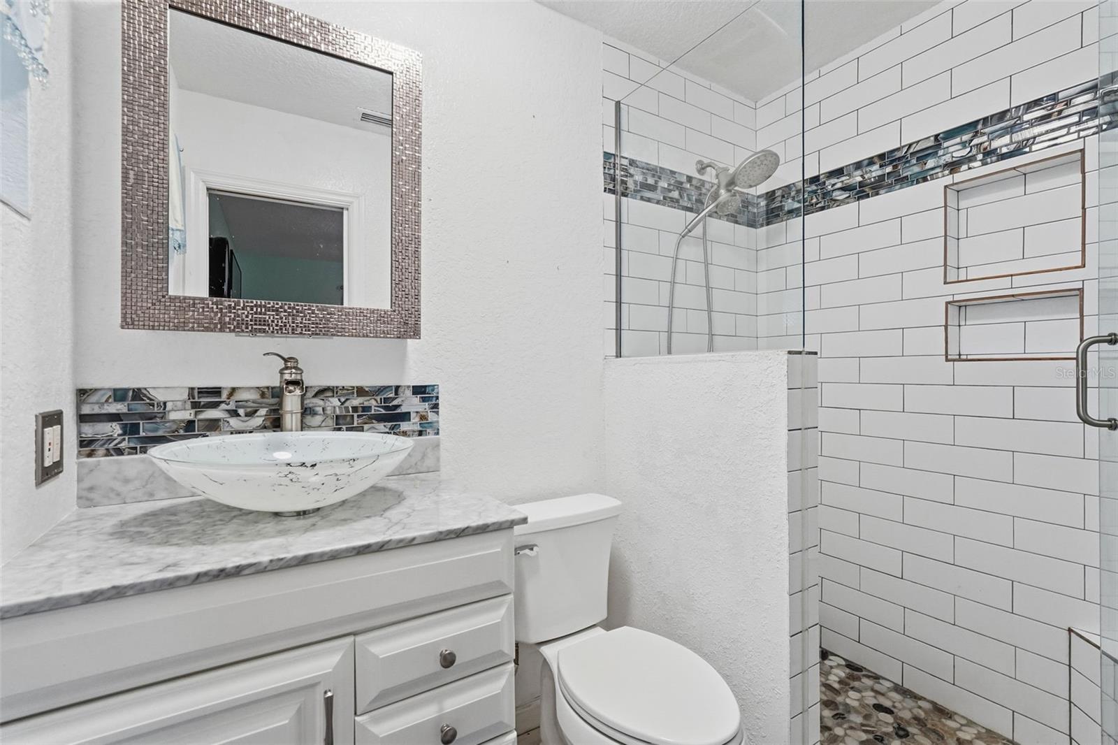 Image 36 of 56 For 2620 49th Avenue N