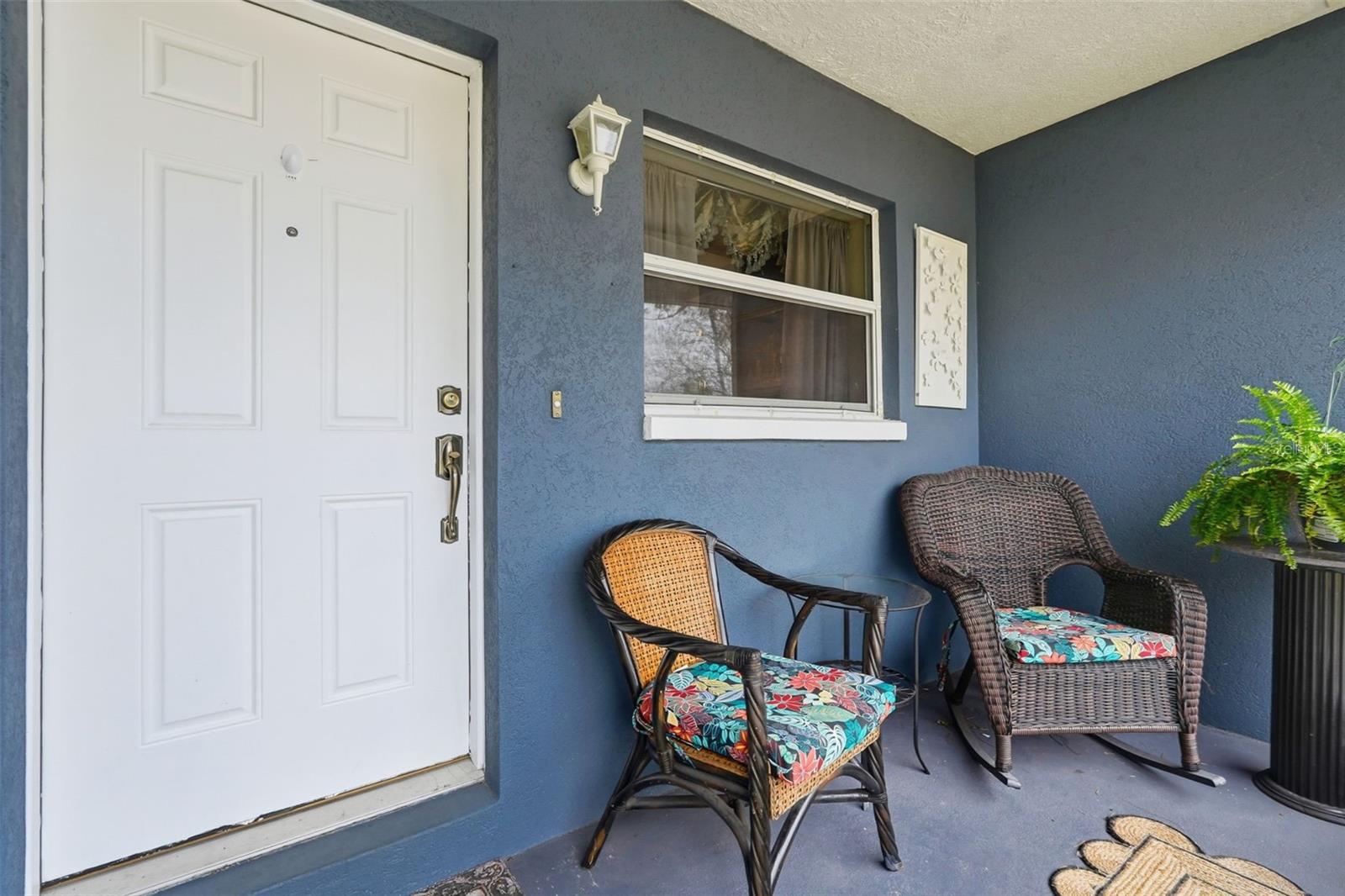 Image 4 of 56 For 2620 49th Avenue N