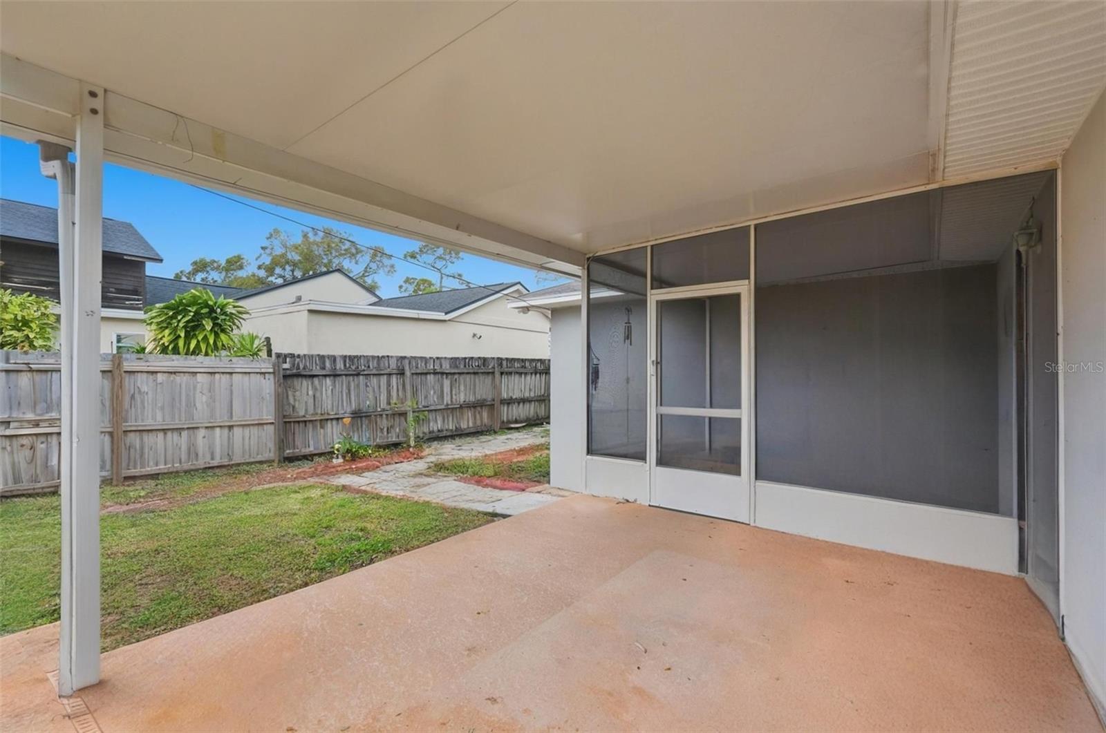 Image 43 of 56 For 2620 49th Avenue N