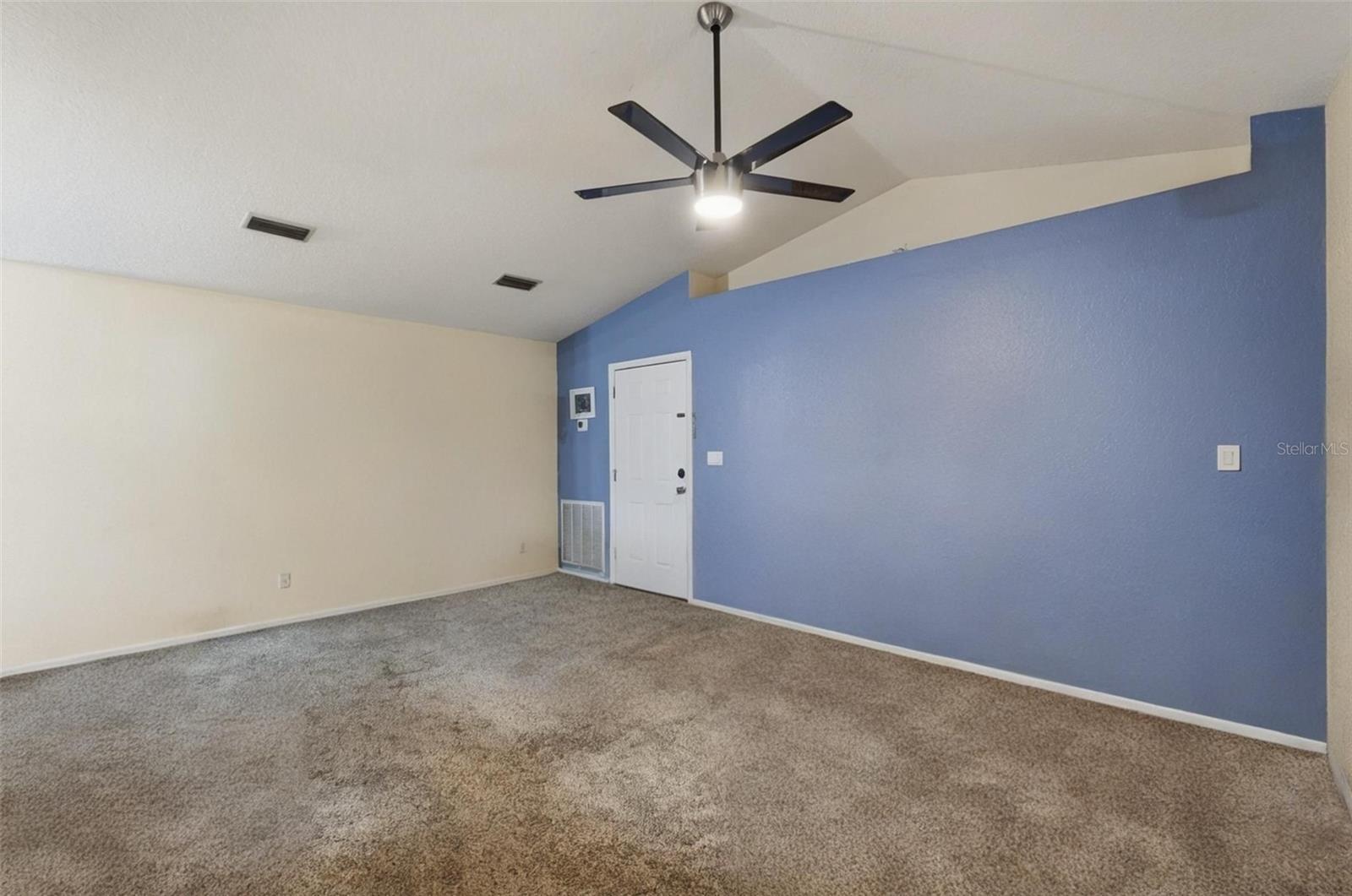 Image 6 of 56 For 2620 49th Avenue N