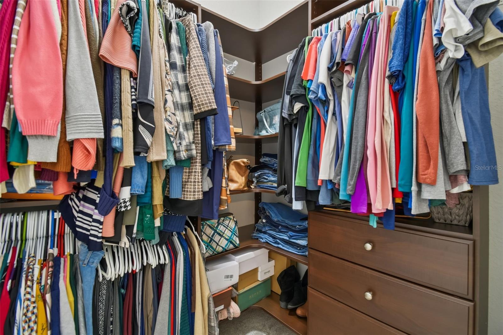 Image 26 of 95 For 10209 Courtney Palms Boulevard 101