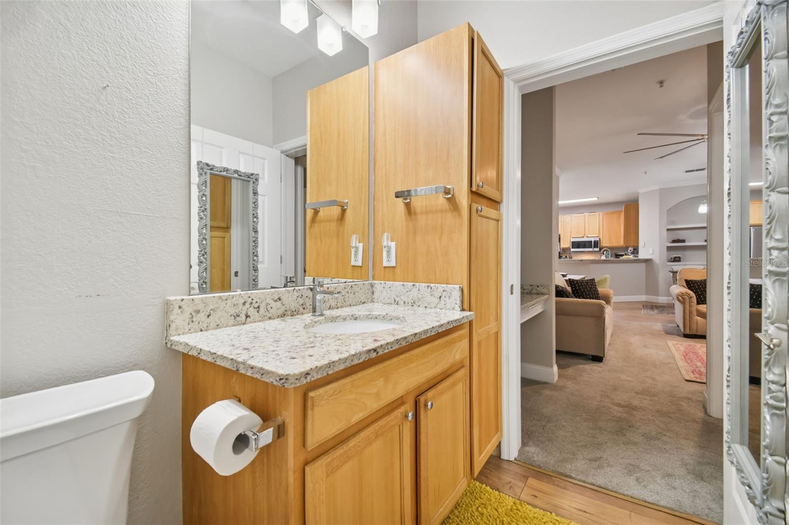 Image 30 of 95 For 10209 Courtney Palms Boulevard 101