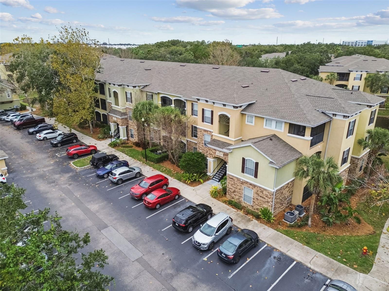 Image 39 of 95 For 10209 Courtney Palms Boulevard 101