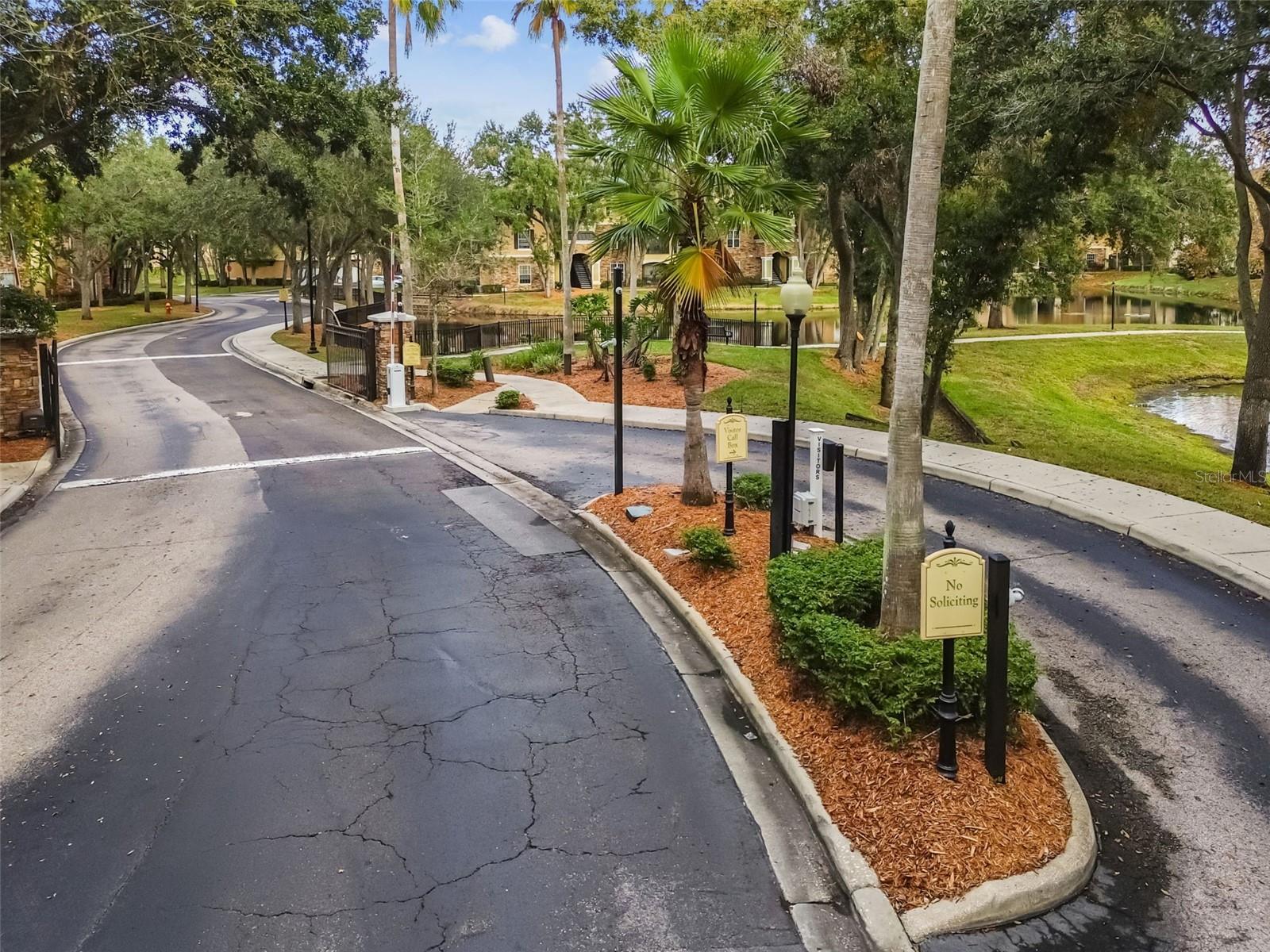 Image 58 of 95 For 10209 Courtney Palms Boulevard 101