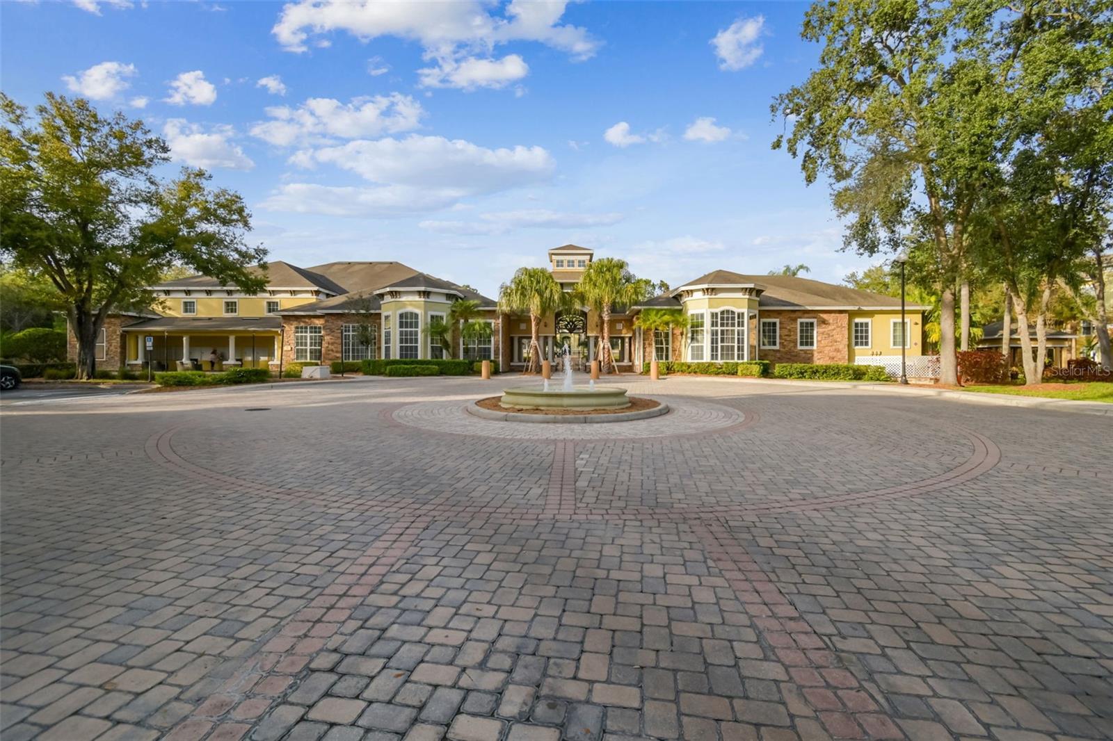 Image 82 of 95 For 10209 Courtney Palms Boulevard 101