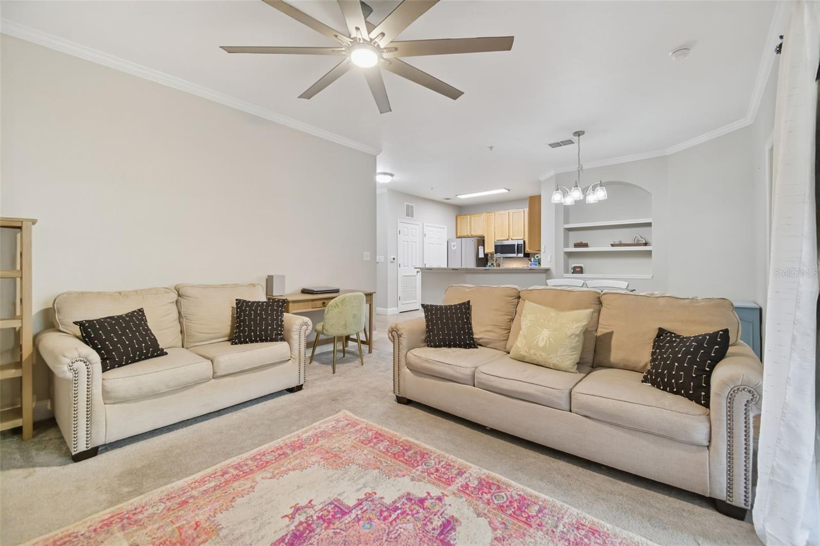 Image 9 of 95 For 10209 Courtney Palms Boulevard 101