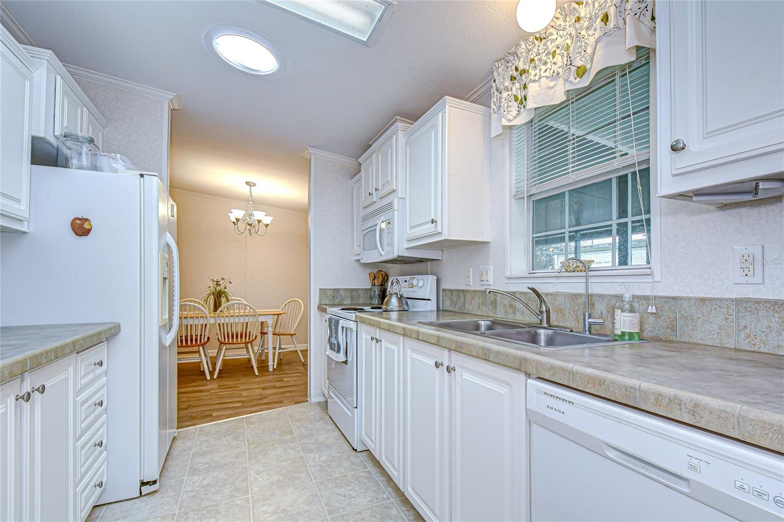 Image 11 of 69 For 3337 Dawns Dell