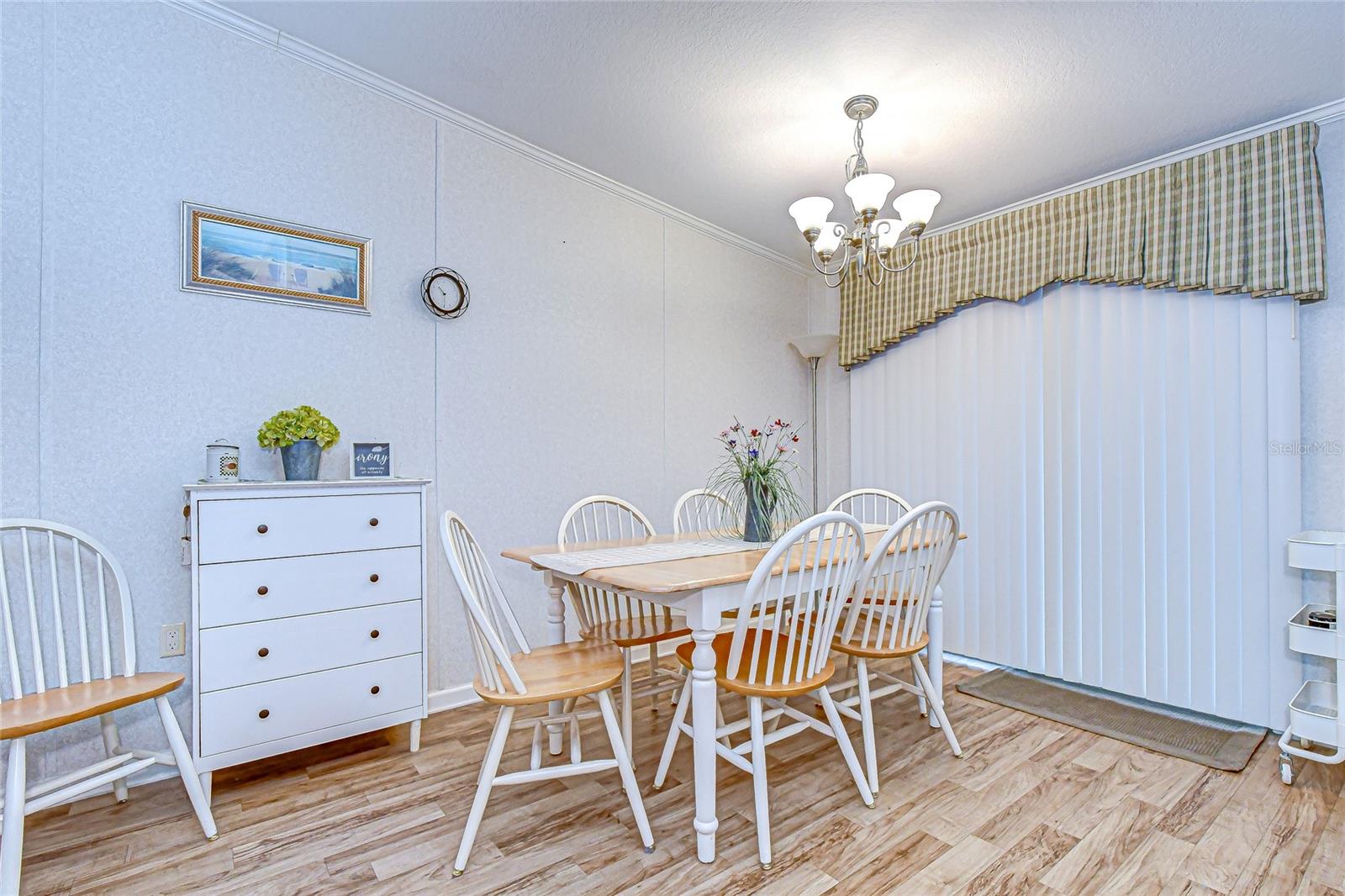 Image 16 of 69 For 3337 Dawns Dell