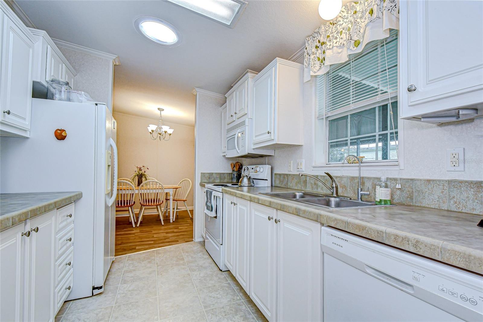 Image 4 of 69 For 3337 Dawns Dell