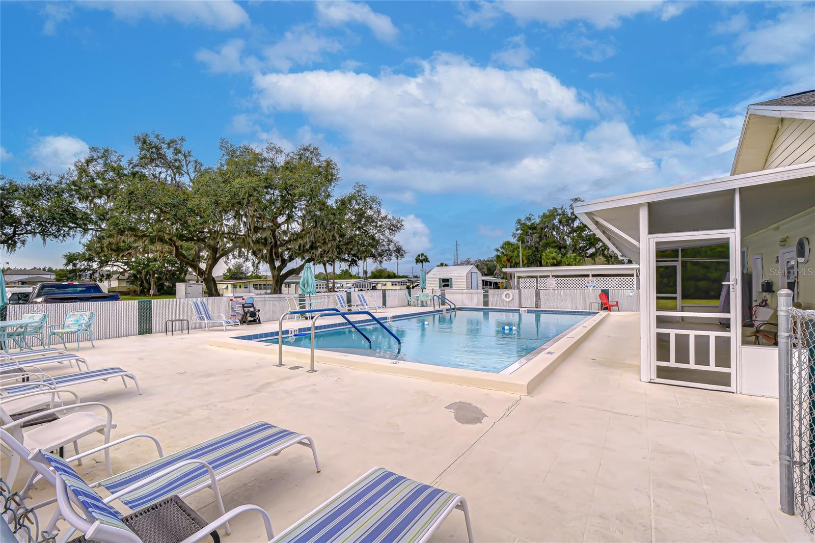 Image 60 of 69 For 3337 Dawns Dell