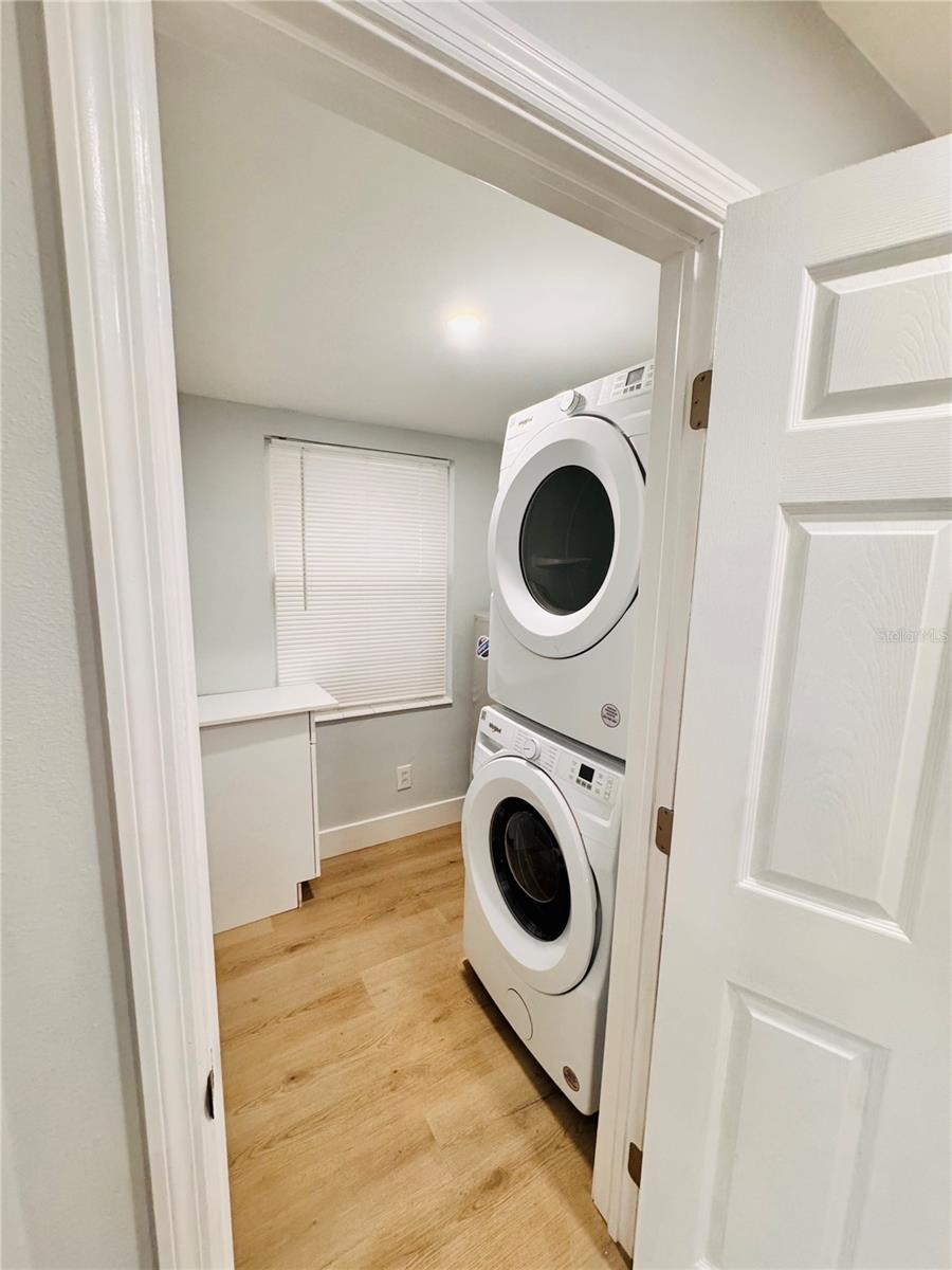 Image 11 of 28 For 2837 18th Avenue N