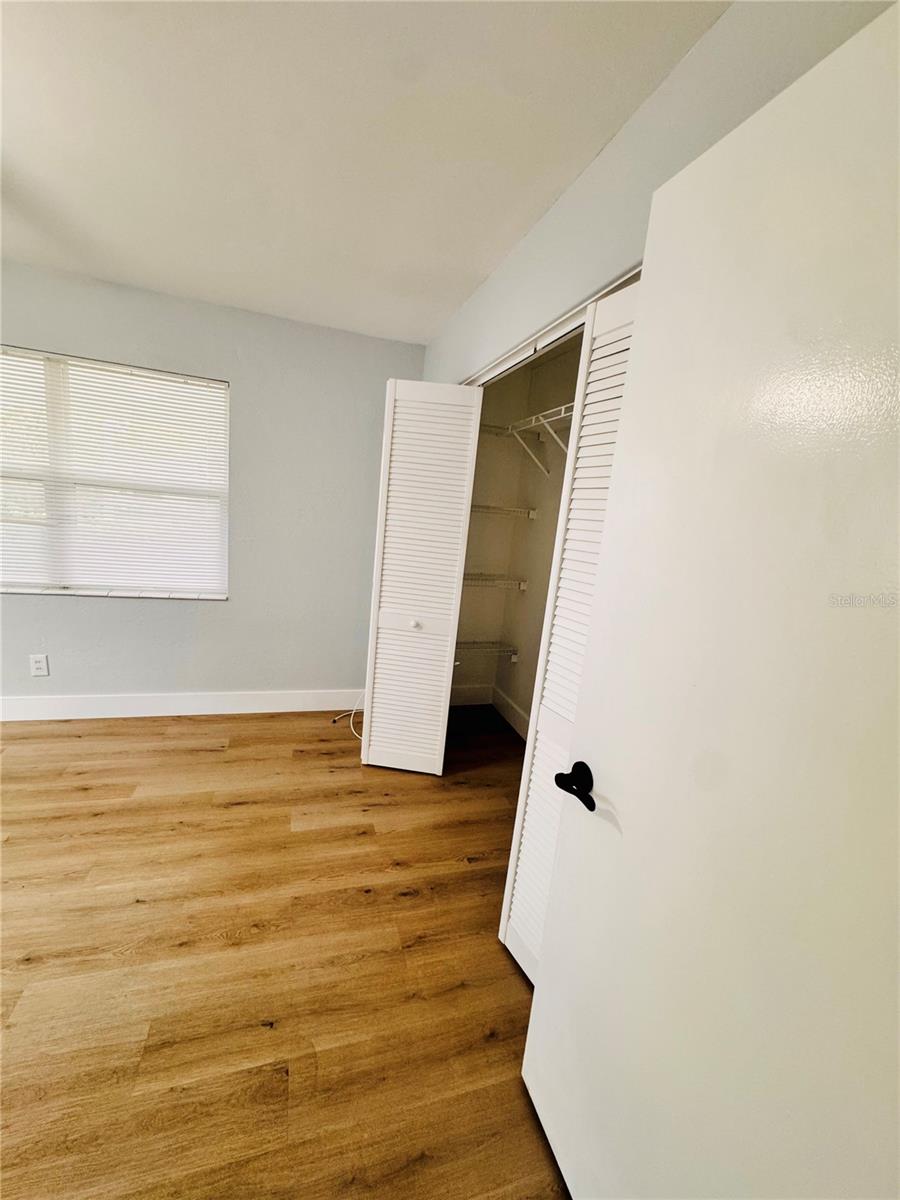 Image 18 of 28 For 2837 18th Avenue N