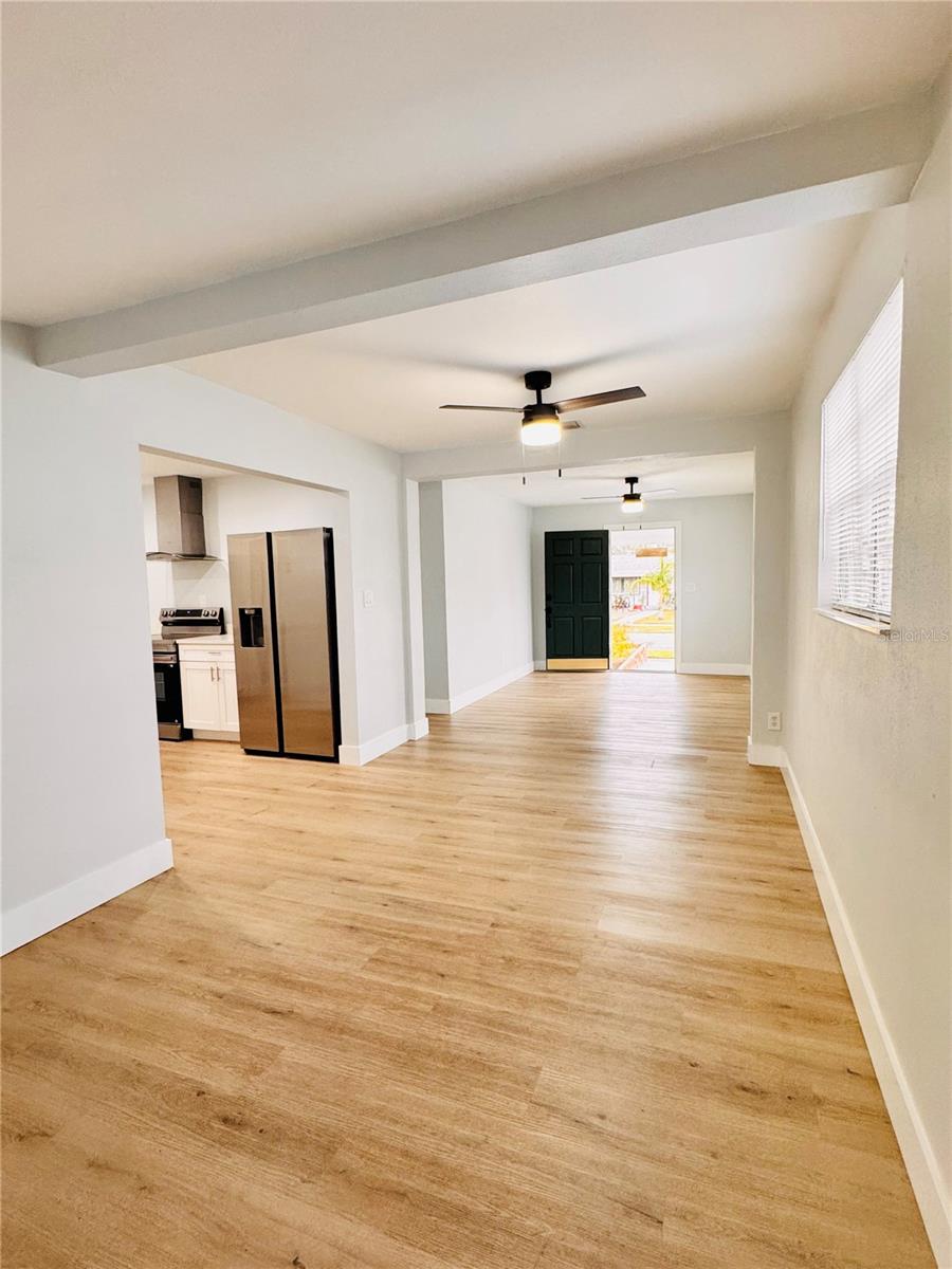 Image 5 of 28 For 2837 18th Avenue N