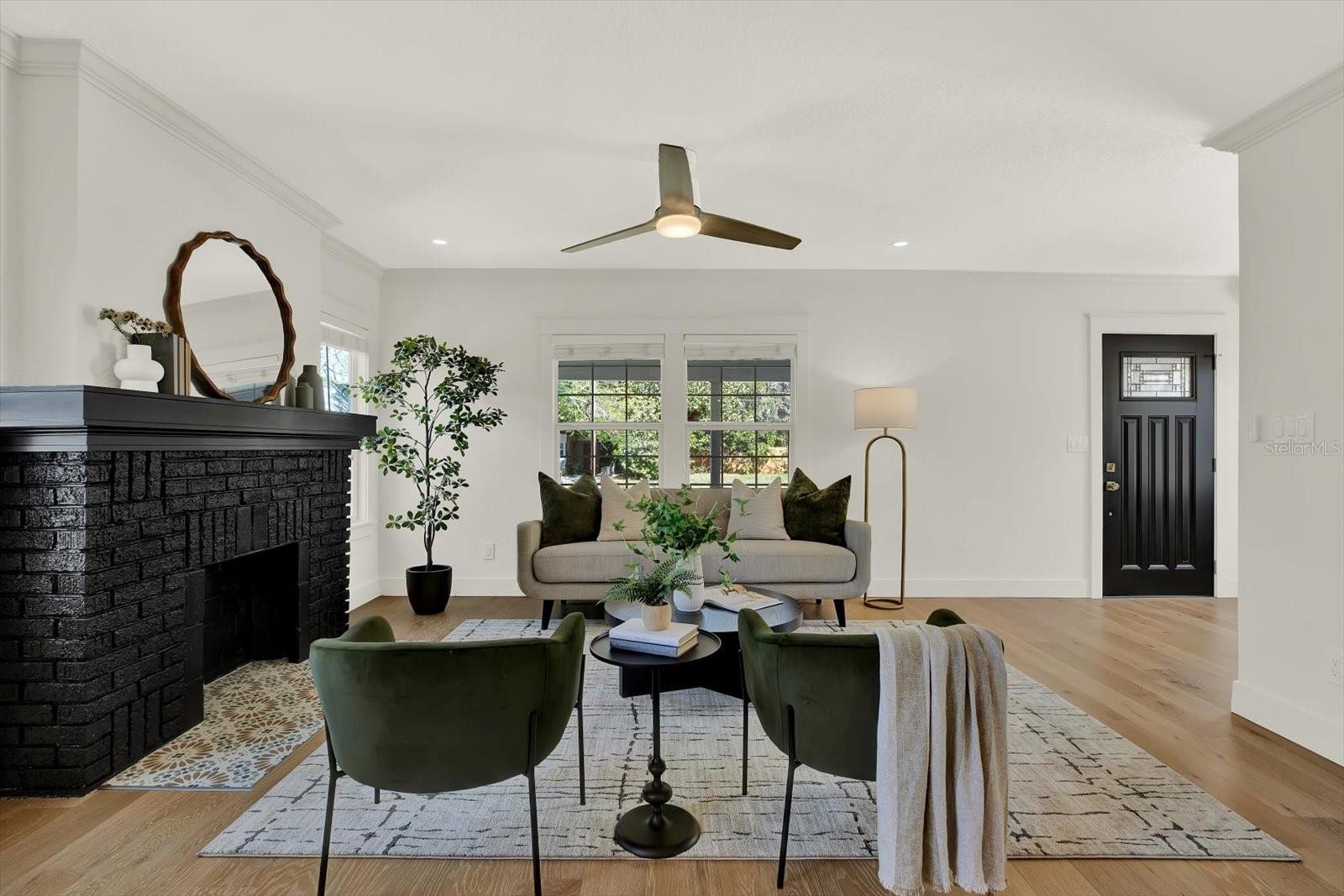 Image 4 of 18 For 310 20th Avenue S