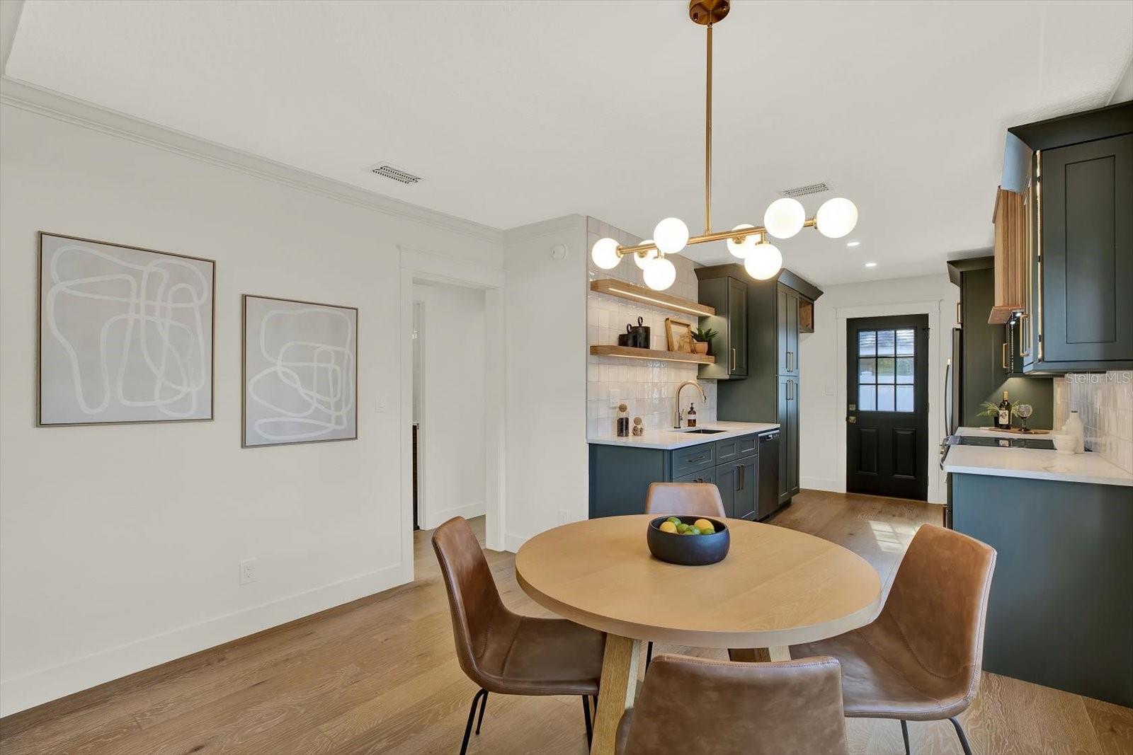 Image 8 of 18 For 310 20th Avenue S